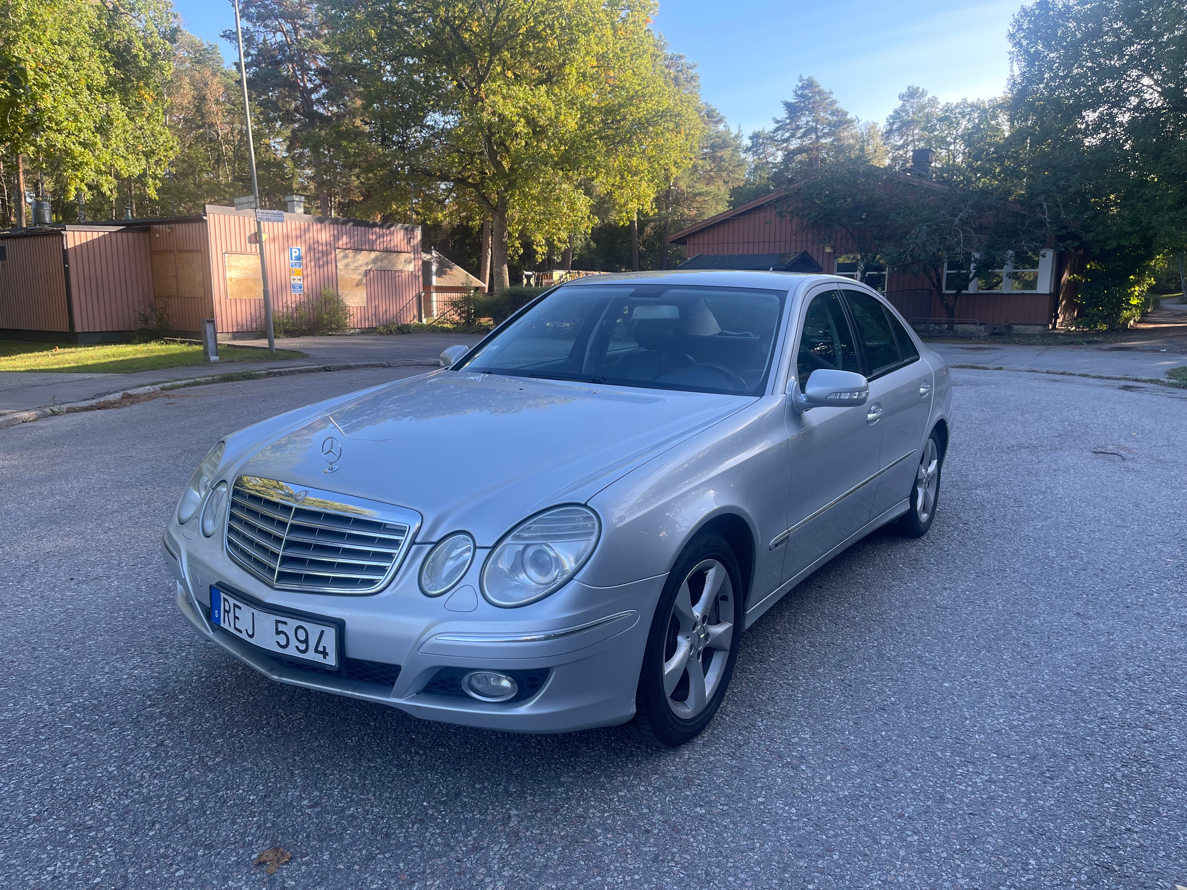 Mercedes-Benz E 350 7G-Tronic 2007, bild 2/10