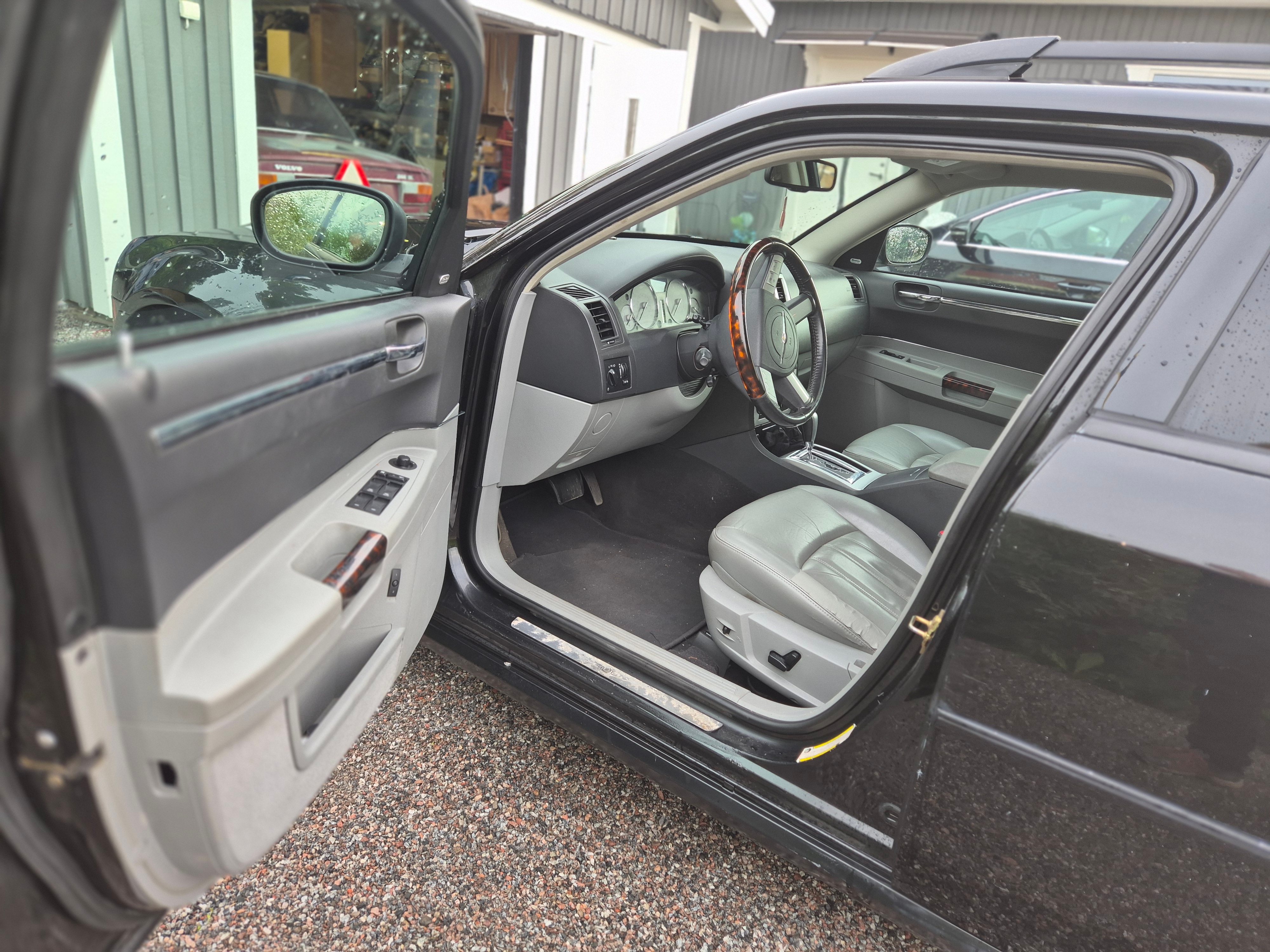 Chrysler 300C Touring 2.7 V6 Automatisk 2006, bild 5/10