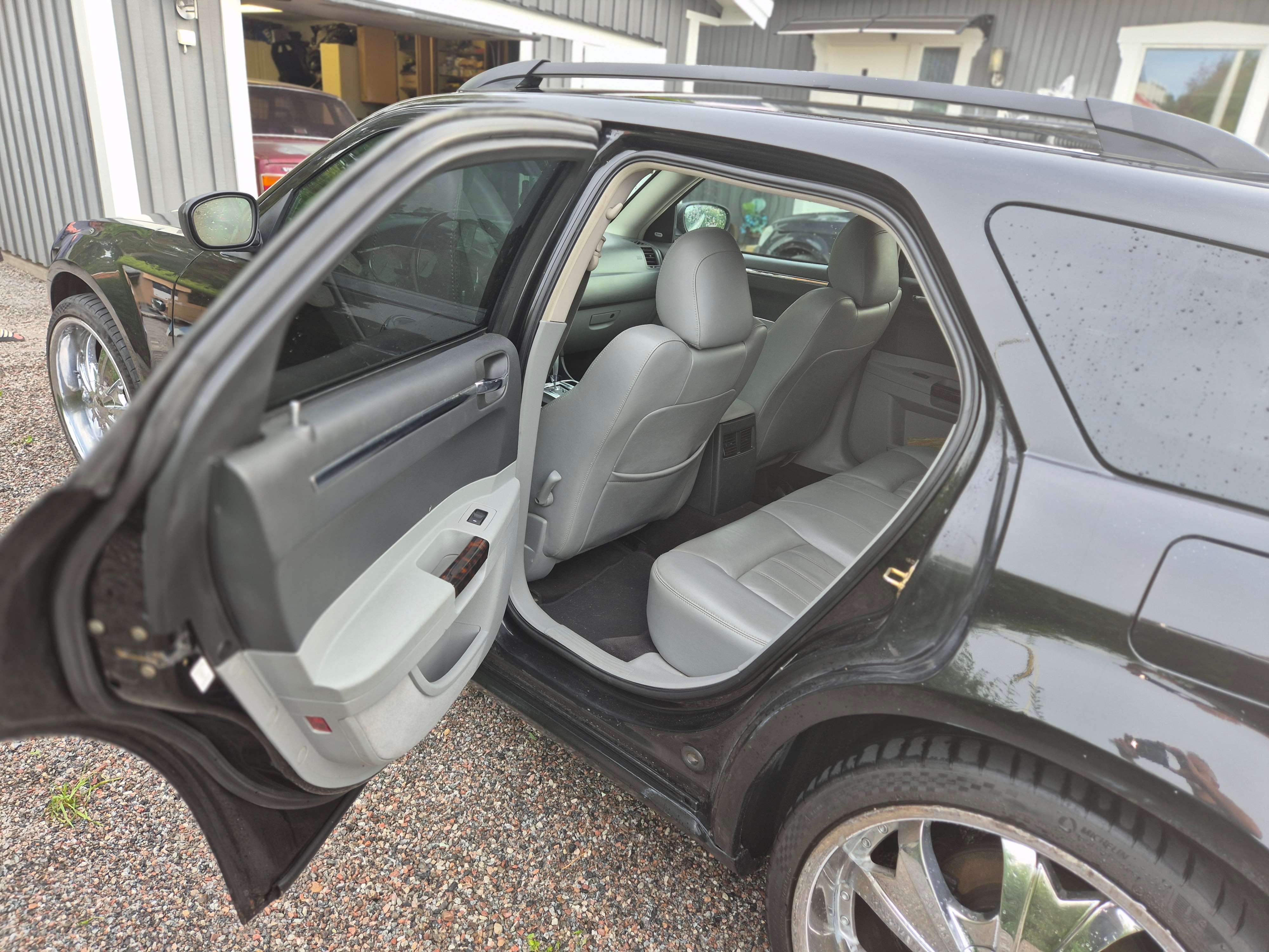 Chrysler 300C Touring 2.7 V6 Automatisk 2006, bild 6/10