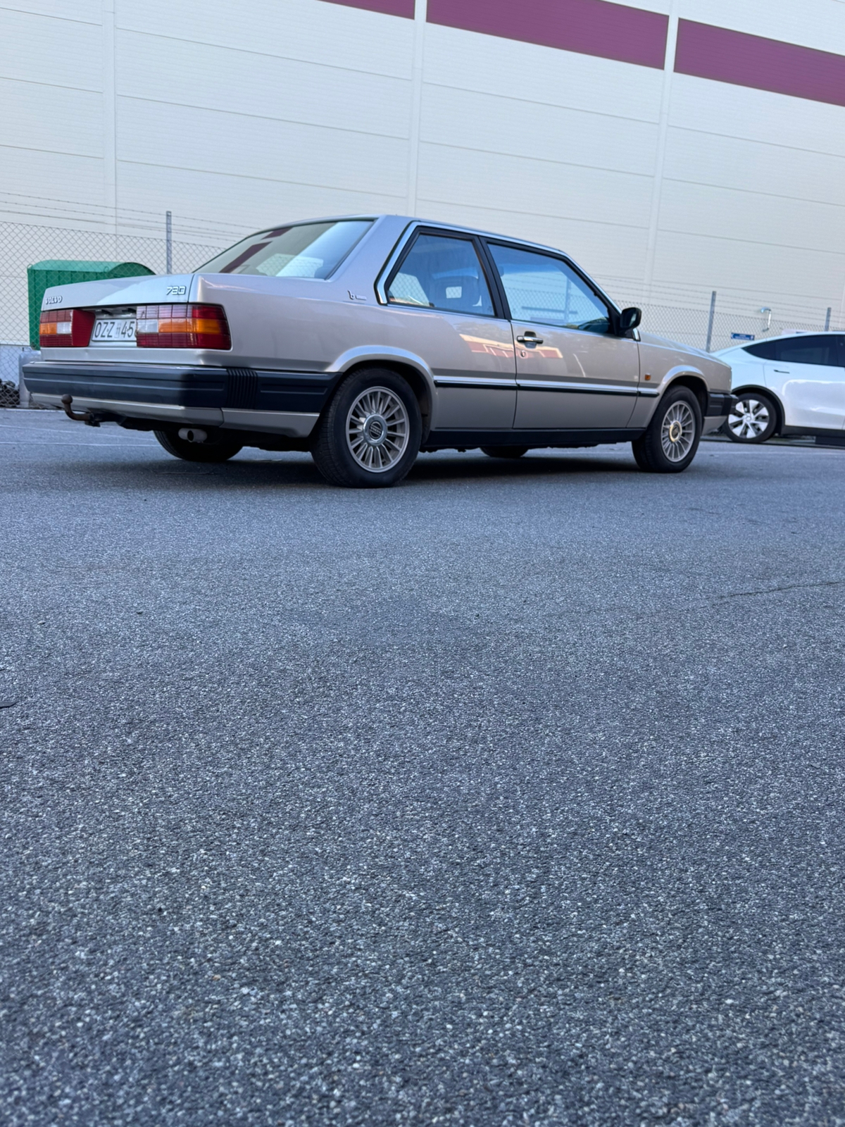 Volvo 780 2.8 V6 Automatisk 1988, bild 6/6