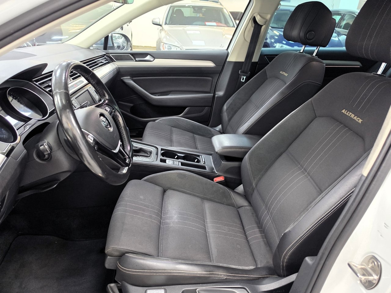 Volkswagen Passat 2017, bild 7/10