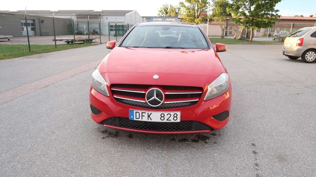 Mercedes-Benz A 180 Style Line Euro 6 2013, bild 2/8