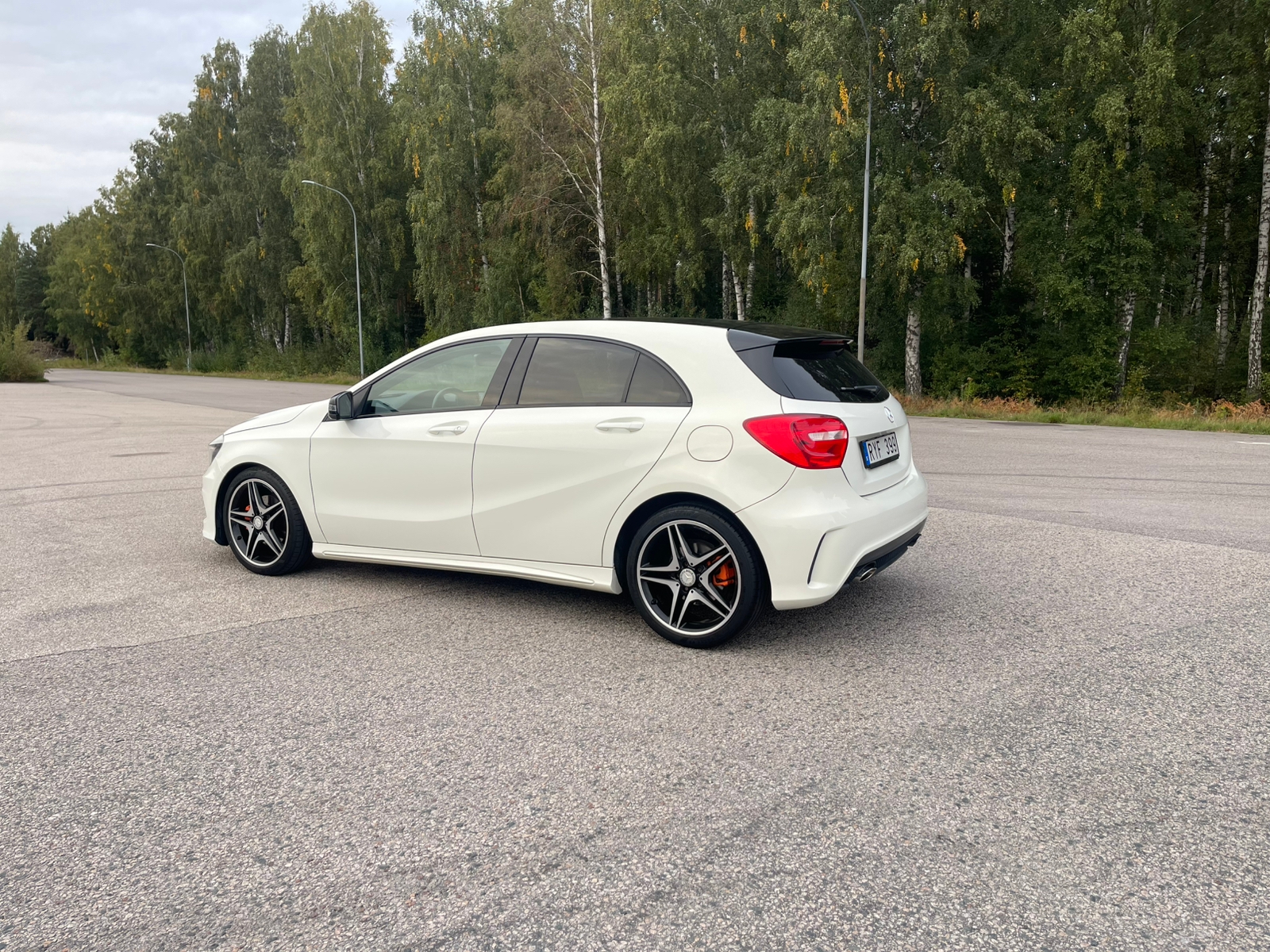 Mercedes-Benz A 180 Manuell 2014, bild 4/10