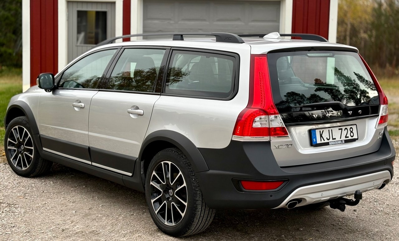 Volvo XC70 2015, photo 4/10