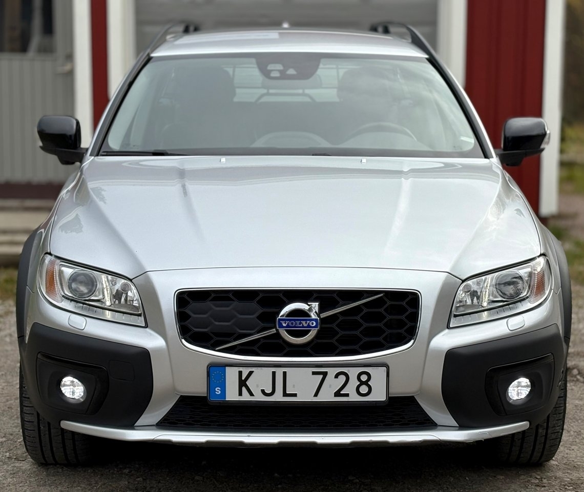 Volvo XC70 2015, photo 2/10
