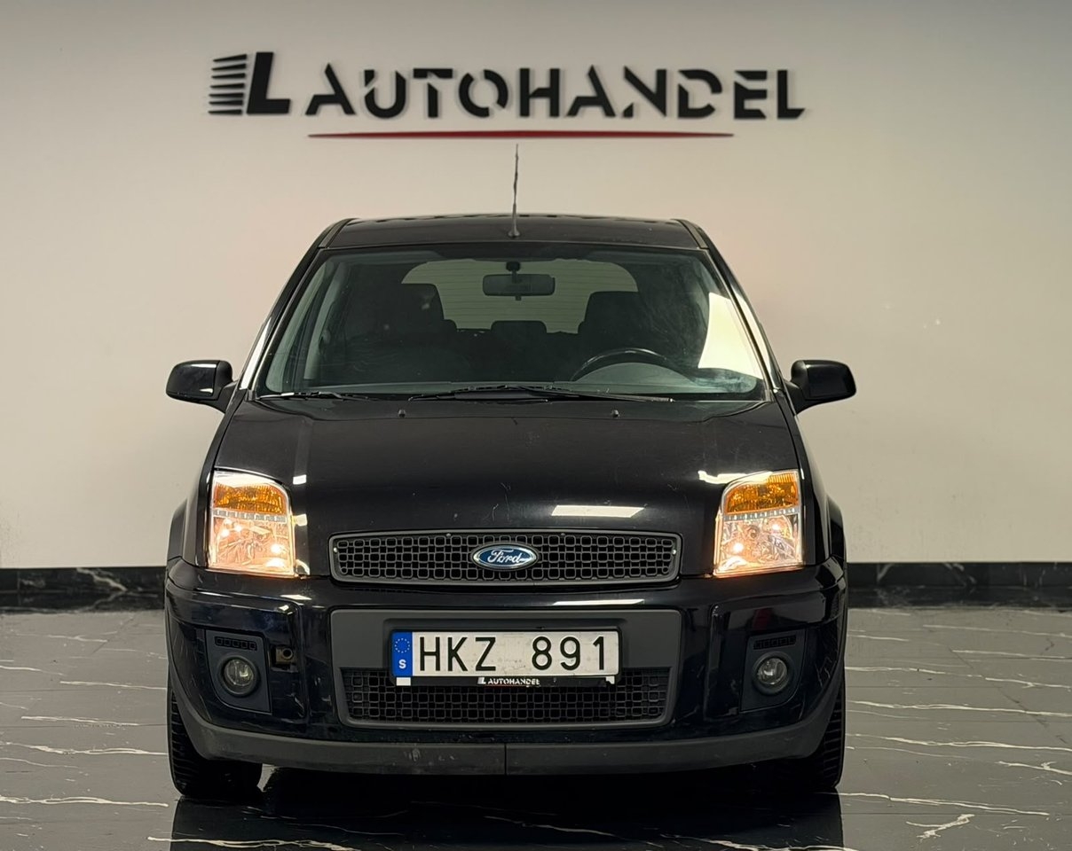 Ford Fusion 1.6 100Hk 2008, bild 2/10