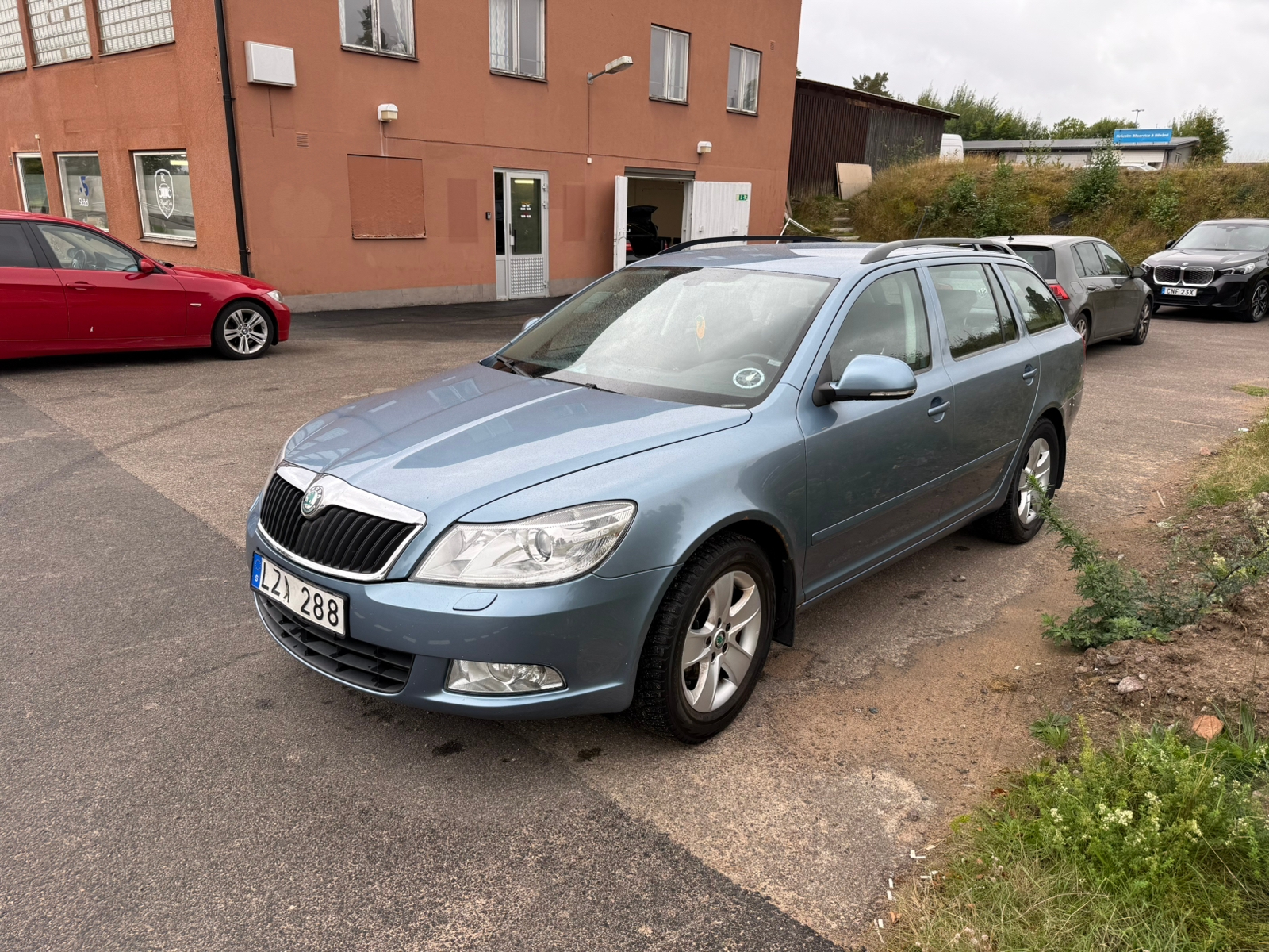 Skoda Octavia Kombi 2.0 TDI DPF Manuell 2012, kuva 3/6