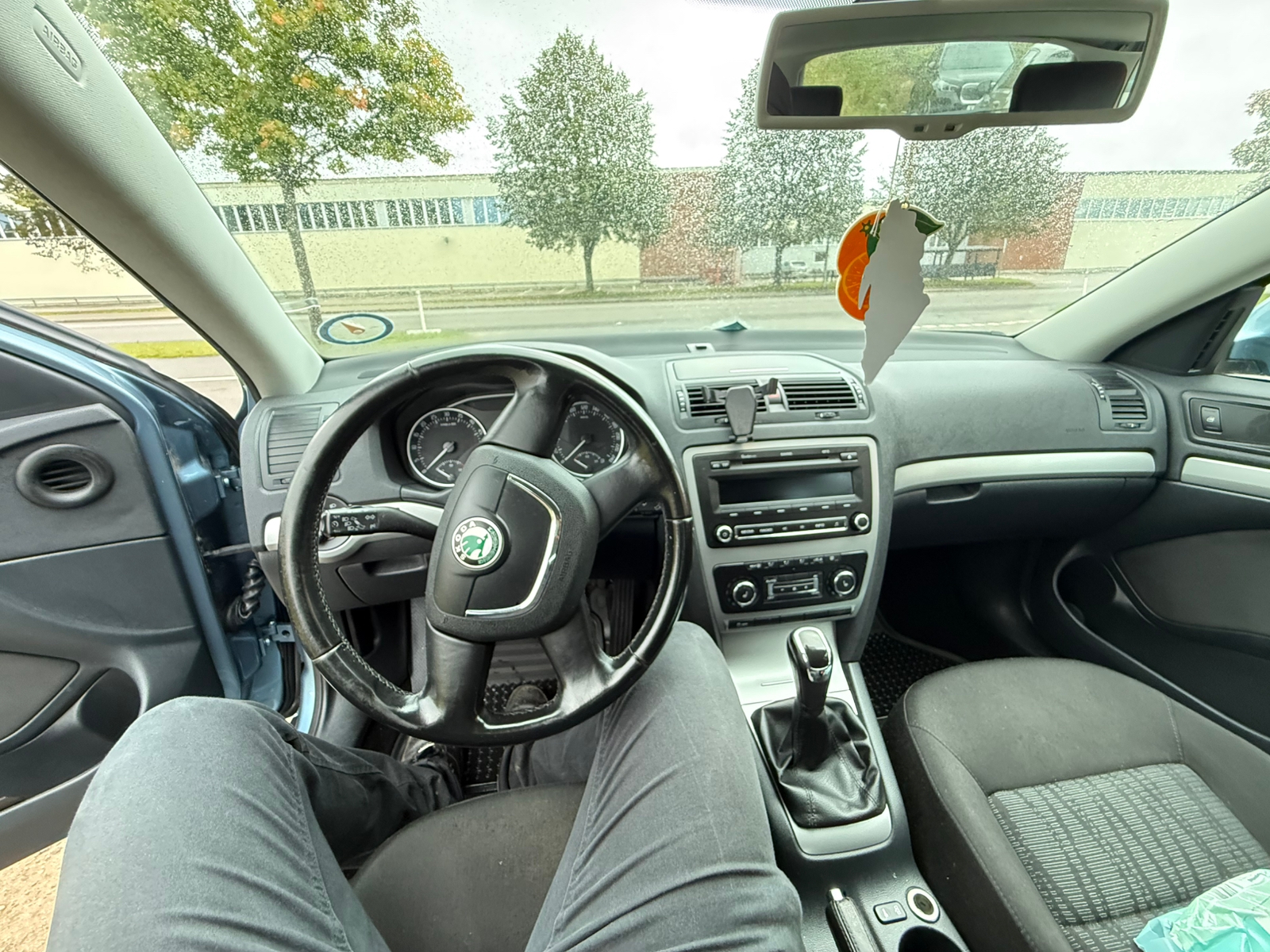 Skoda Octavia Kombi 2.0 TDI DPF Manuell 2012, kuva 6/6