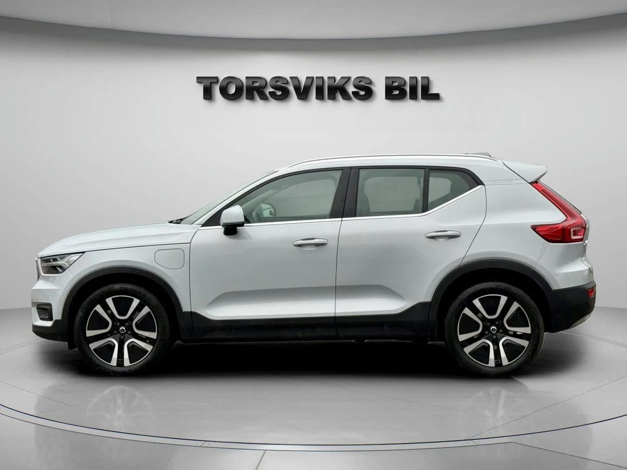 Volvo XC40 2021, bild 2/10