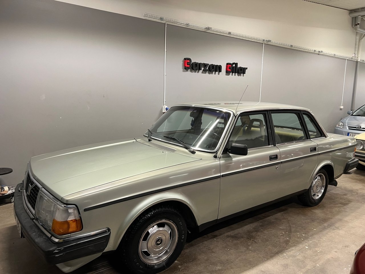 Volvo 244 240 4-door 2.3 GL automat 1983, bild 6/10
