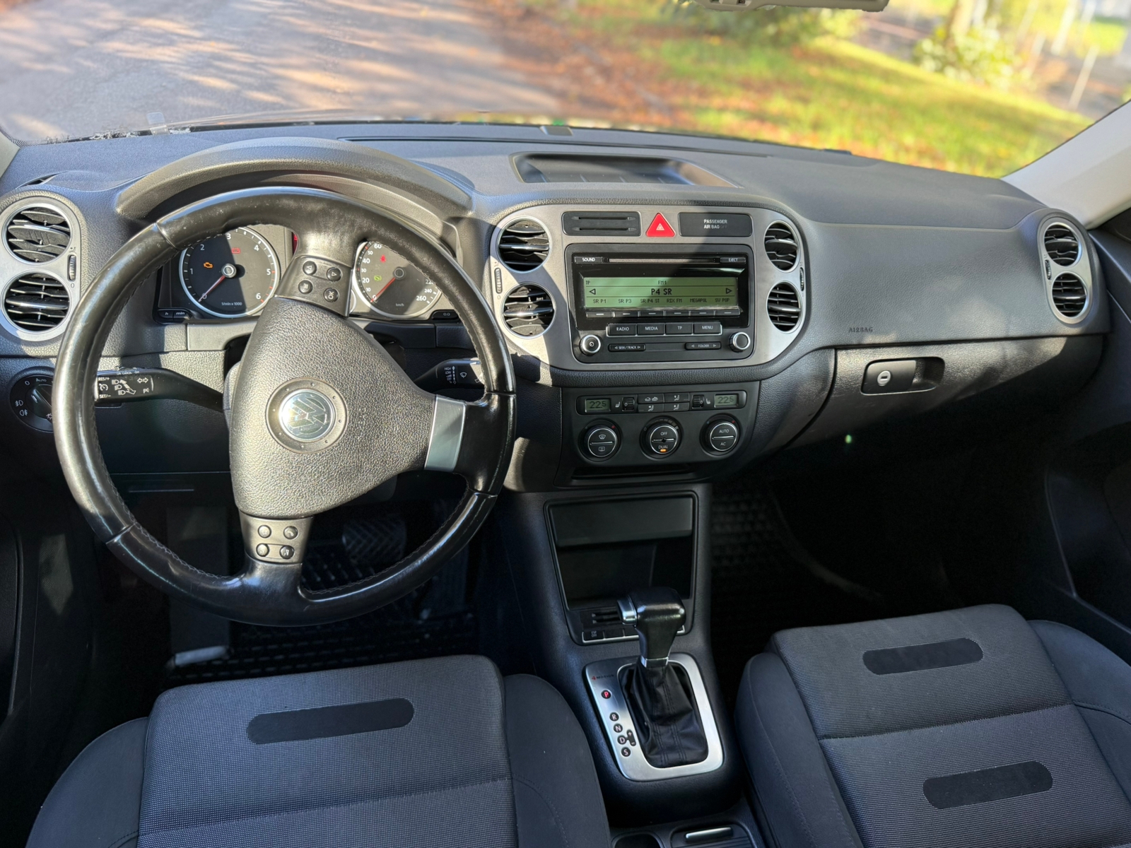 Volkswagen Tiguan 2009, bild 7/10