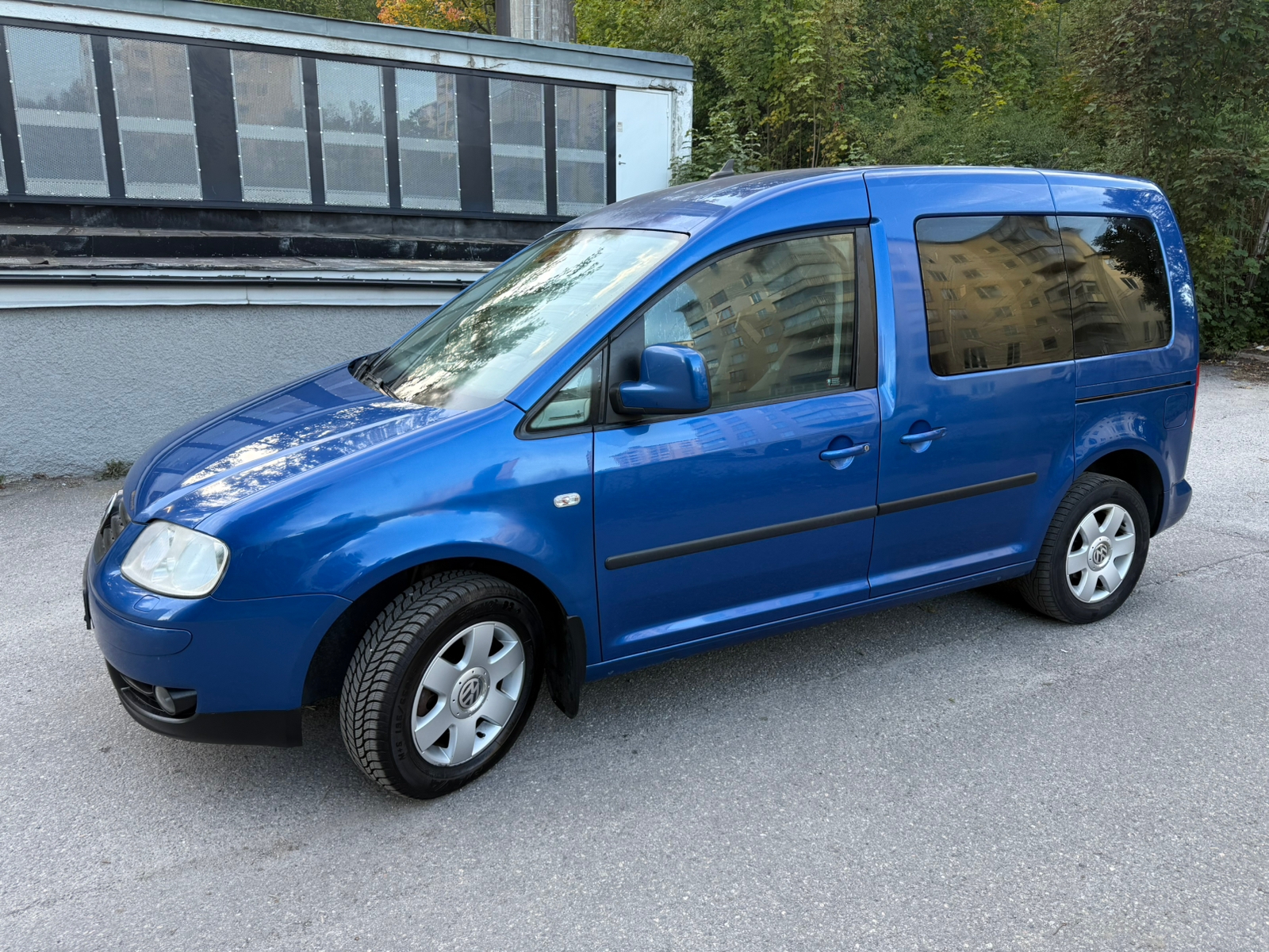 Volkswagen Caddy 2009, bild 2/10