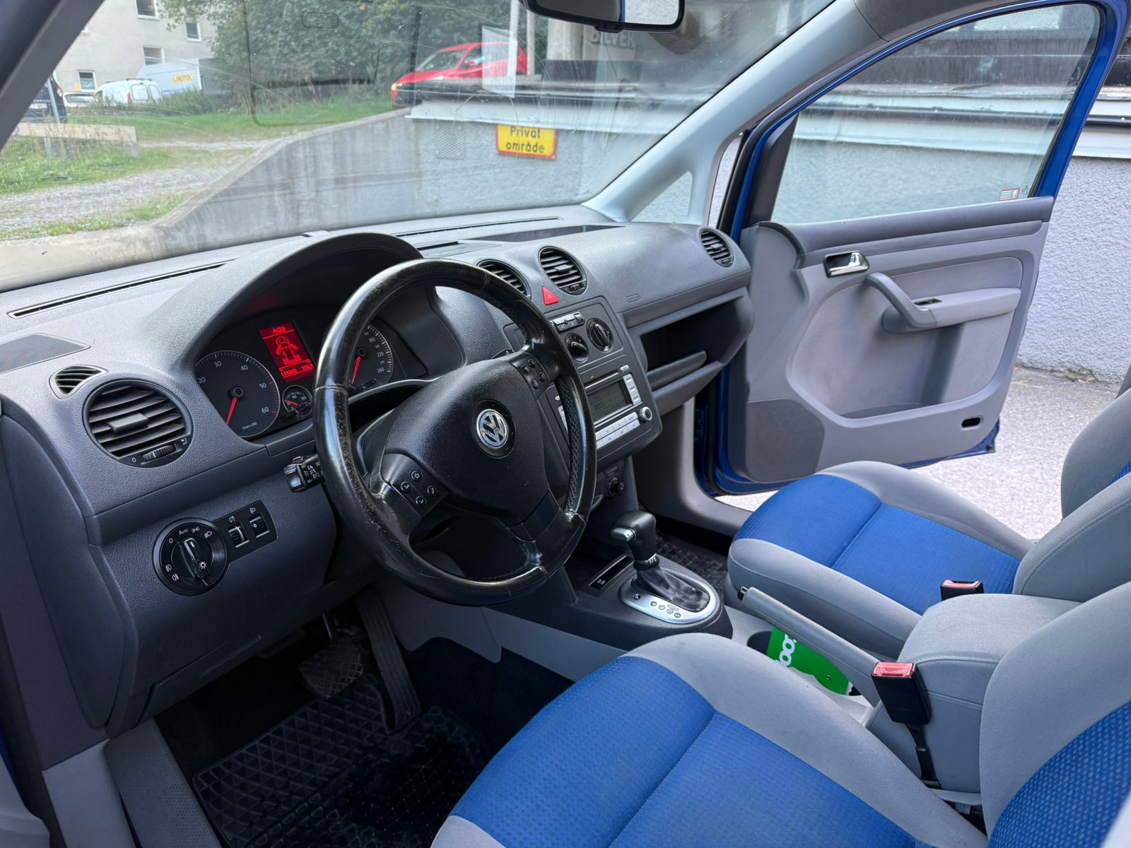 Volkswagen Caddy 2009, bild 7/10
