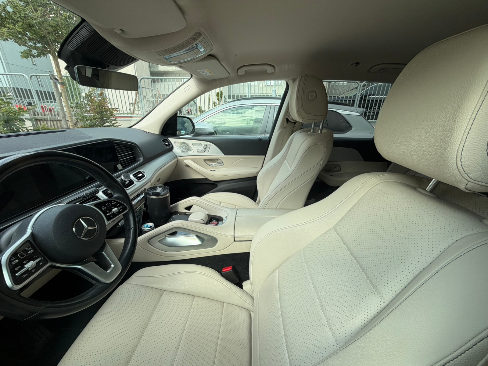 Mercedes-Benz GLE 2022, bild 7/8