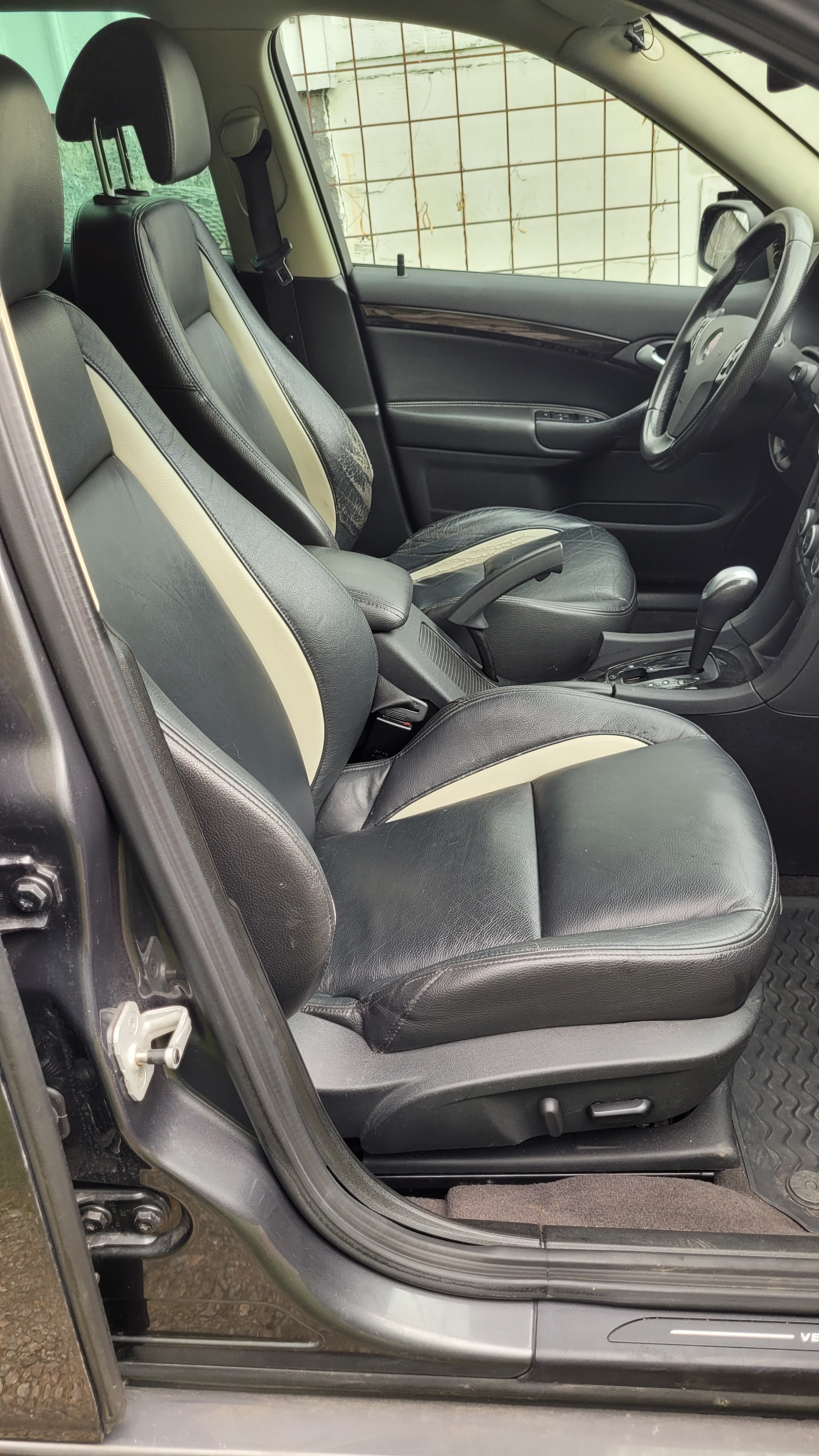 Saab 9-3 2009, kuva 3/4