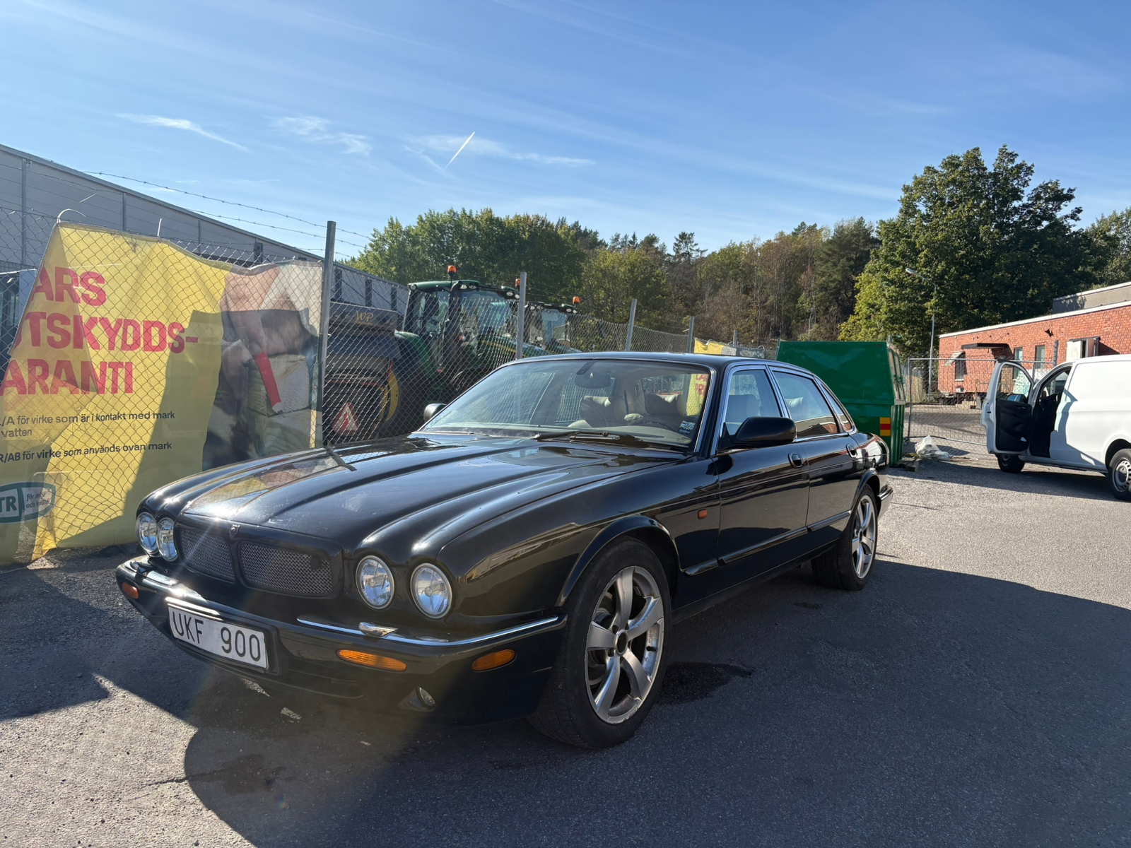 Jaguar XJ