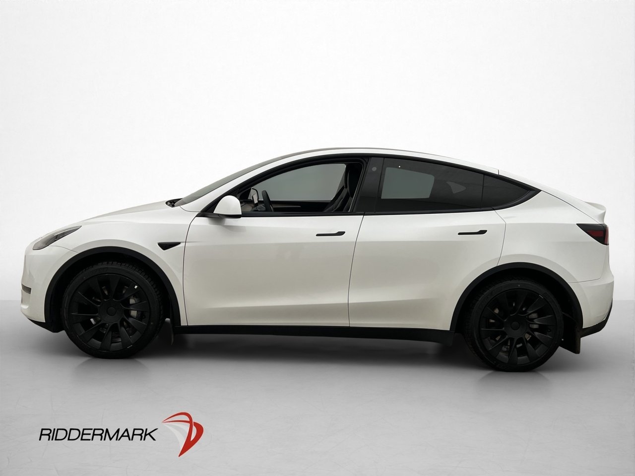 Tesla Model Y Long Range AWD Svensksåld 2023, photo 5/10