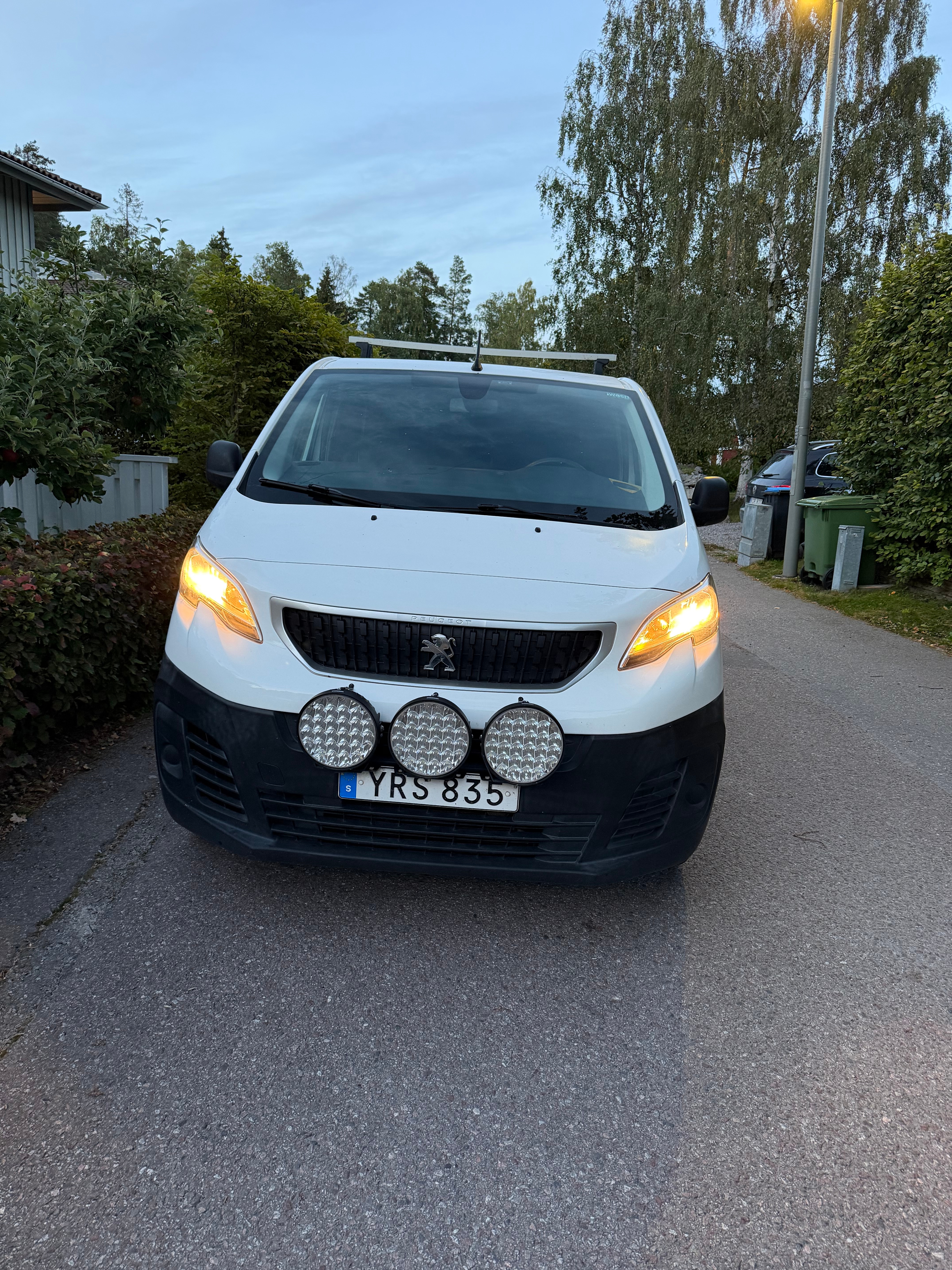 Peugeot Expert 2017, bild 2/10