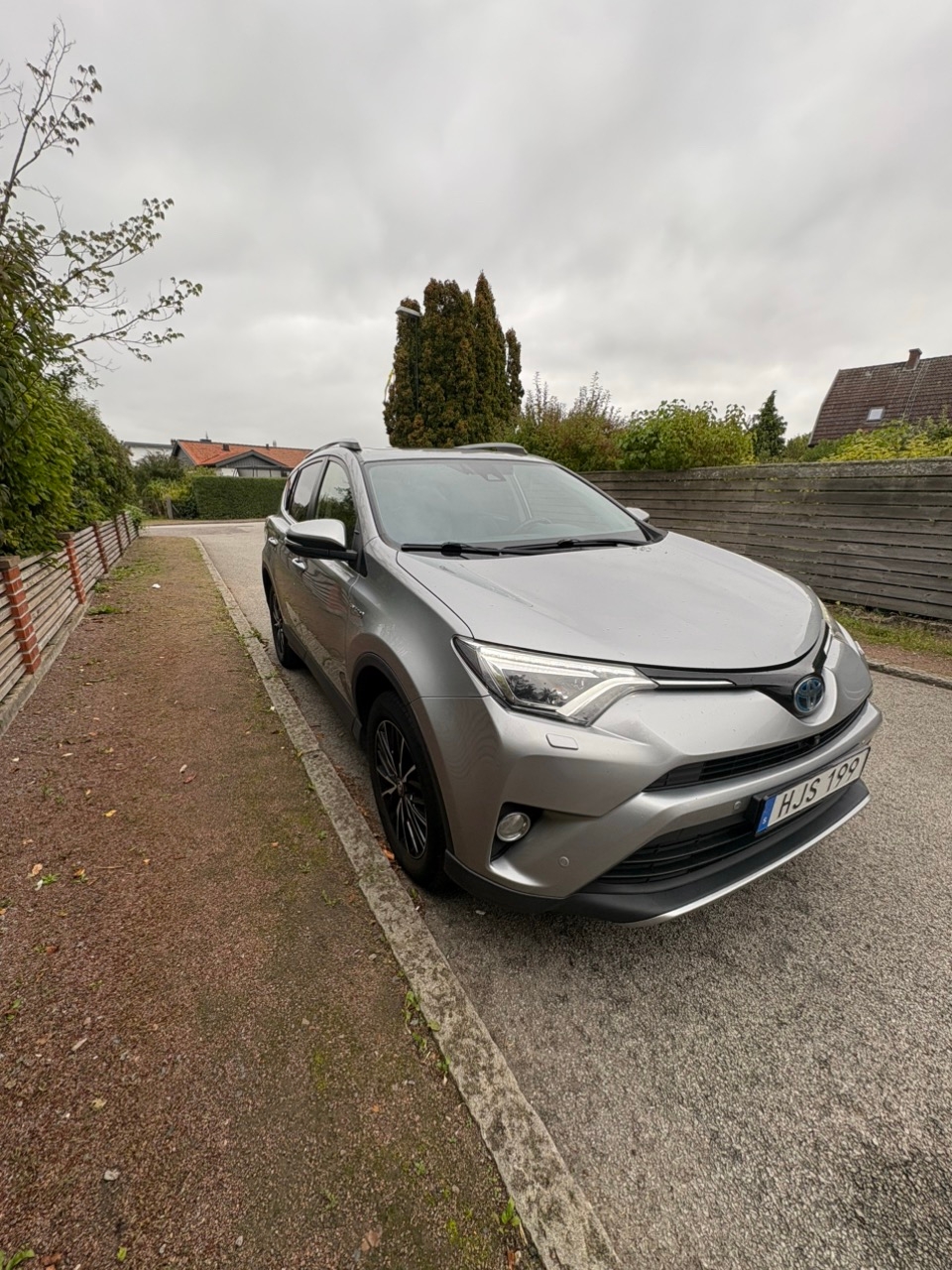 Toyota RAV4 2018, bild 3/5
