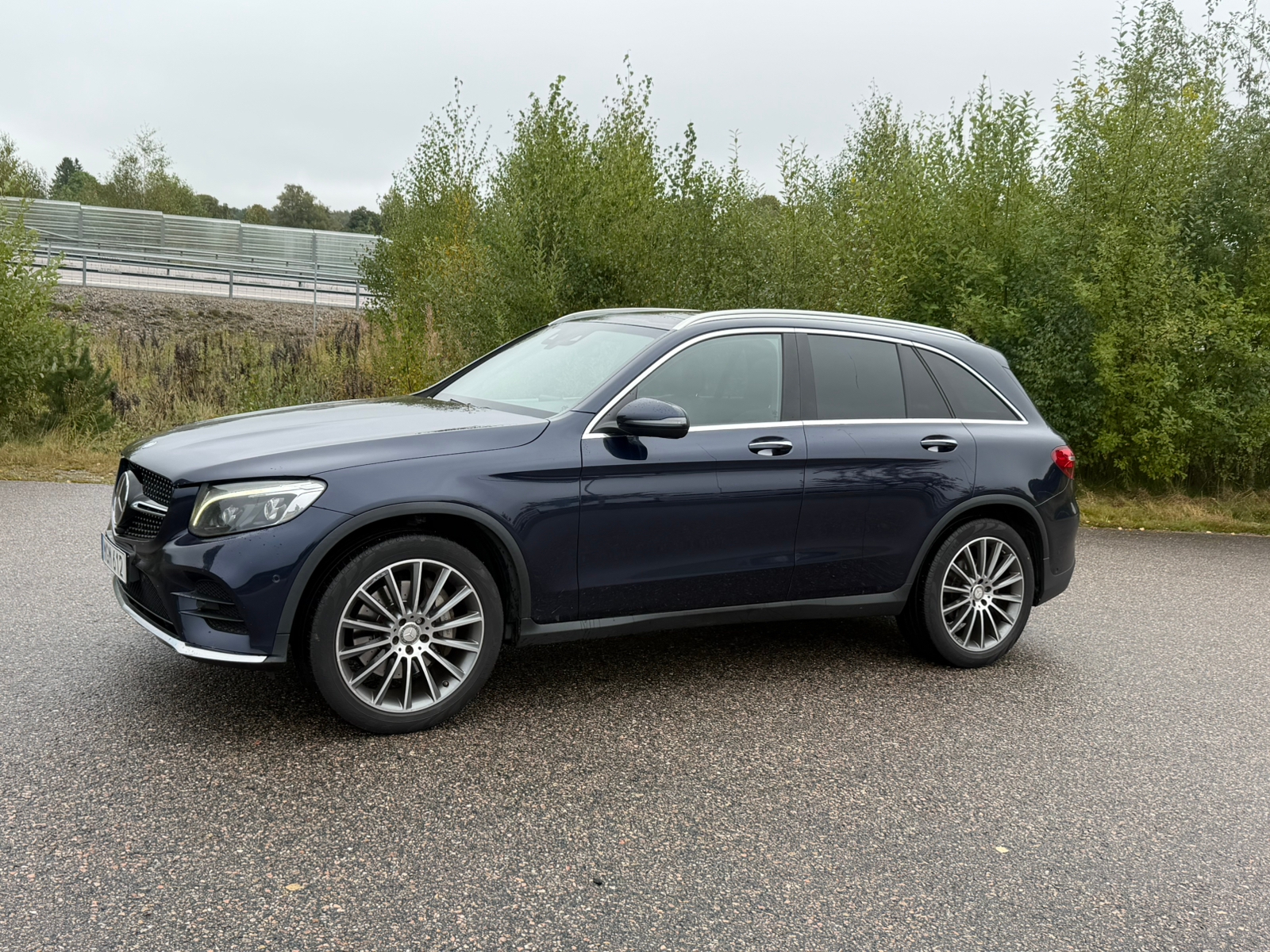 Mercedes-Benz GLC 220 d 4MATIC 9G-Tronic 2016, bild 2/10
