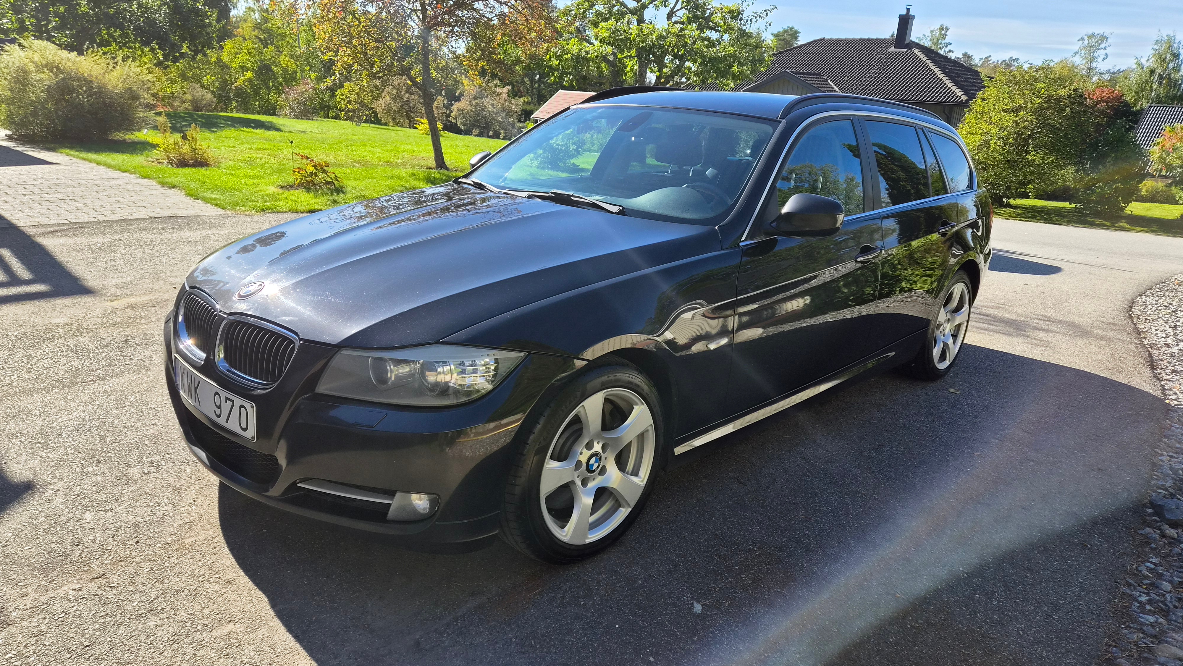 BMW 335 i xDrive Touring Manuell 2011, bild 3/10