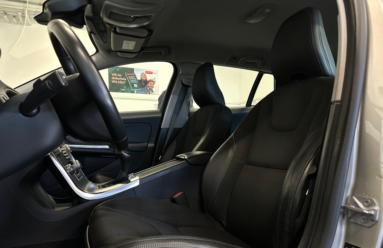 Volvo V60 D3 Momentum Business 2016, bild 7/10