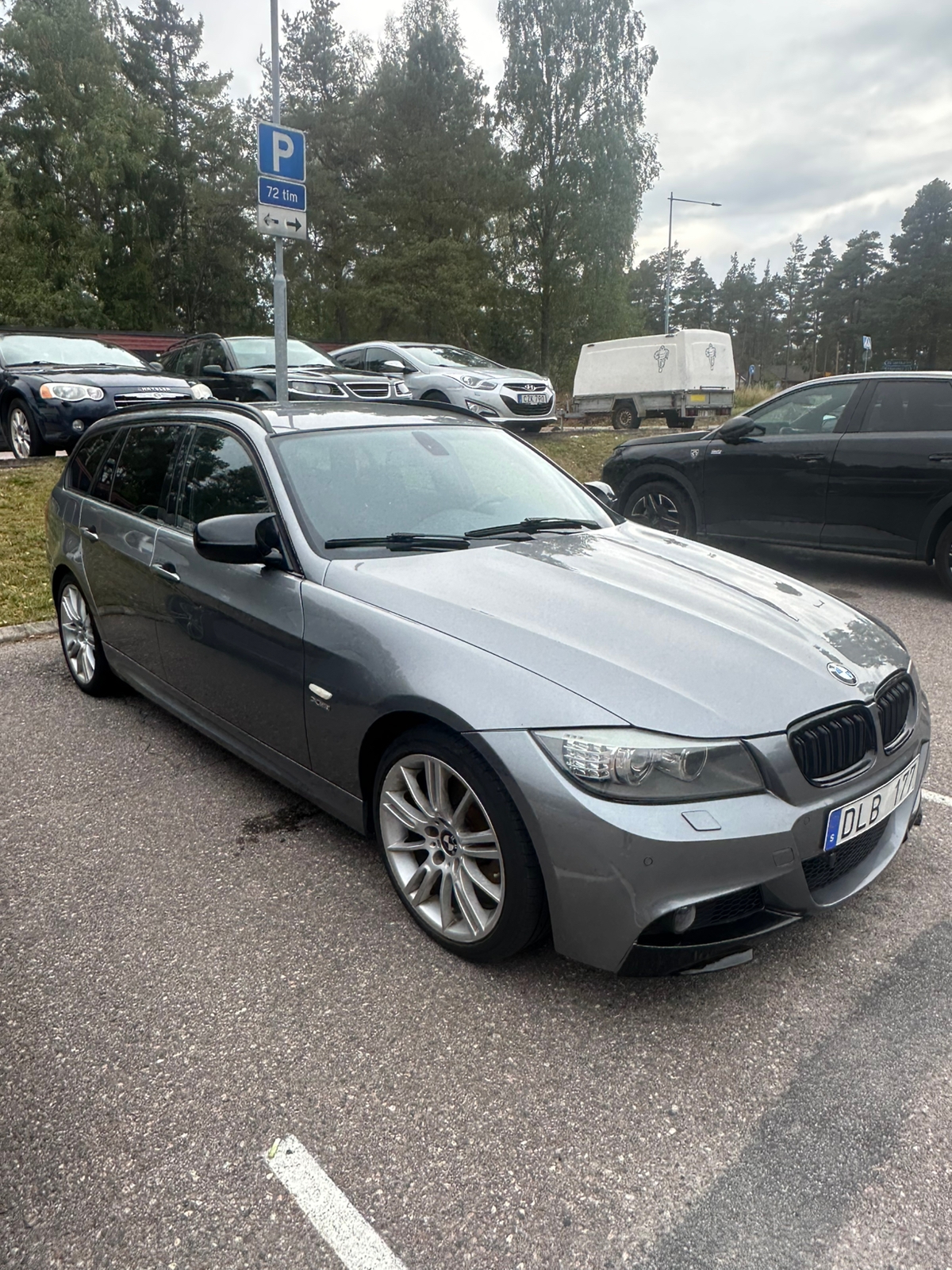 BMW 320 d xDrive Touring Automatisk 2010, photo 2/8