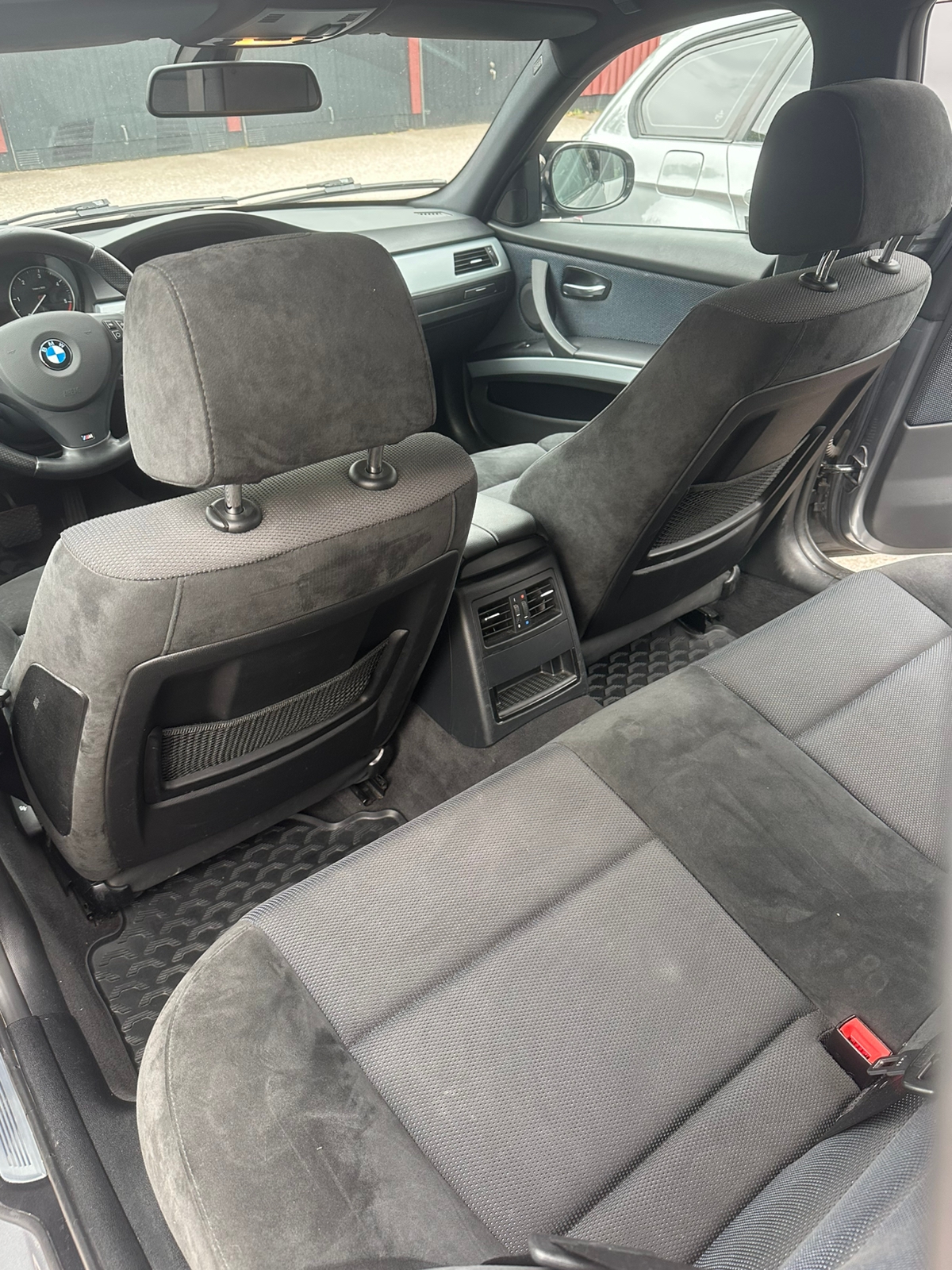 BMW 320 d xDrive Touring Automatisk 2010, photo 6/8