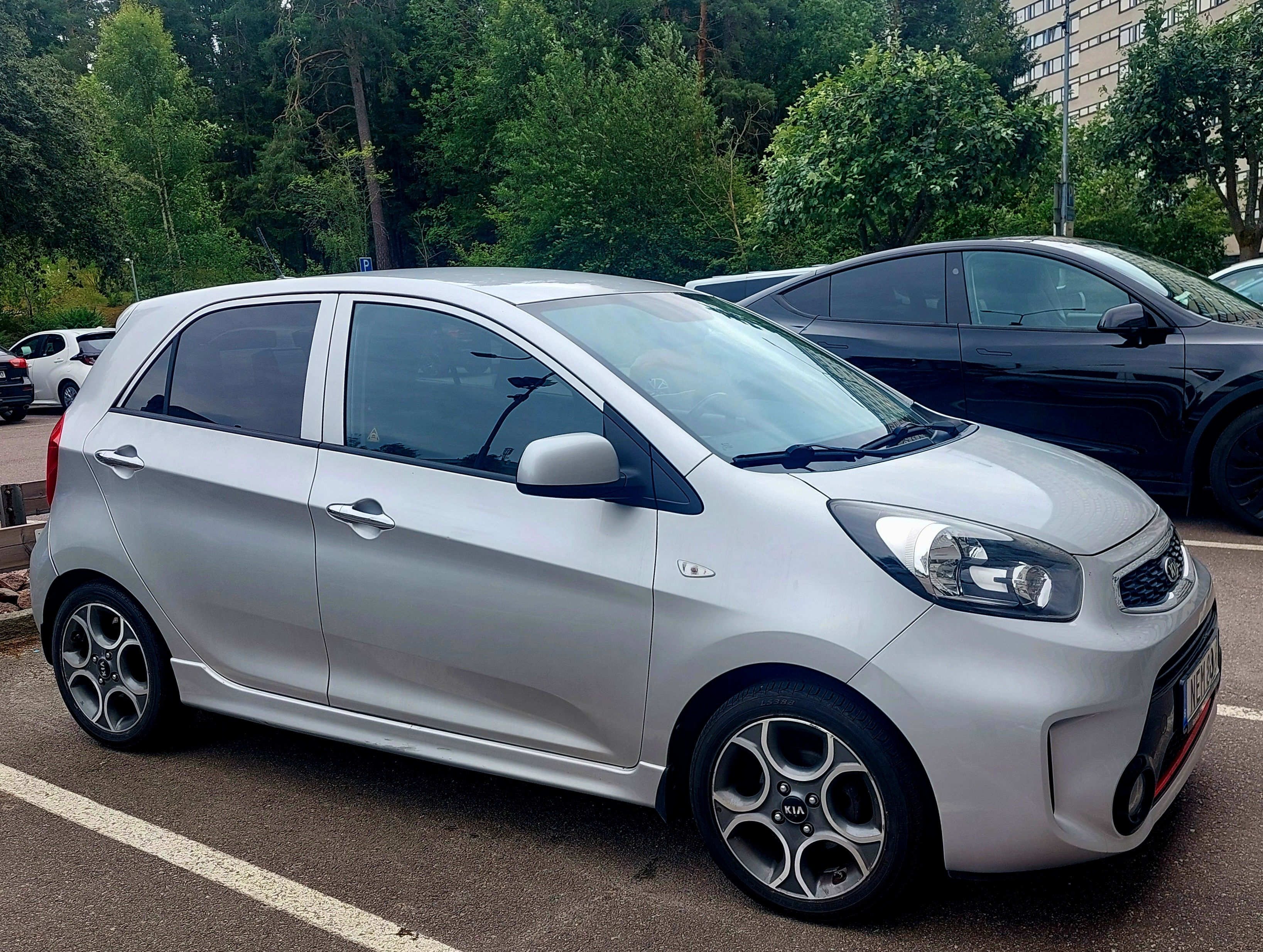 Kia Picanto 5-dörrar 1.0 MPI Manuell 2017, bild 2/3