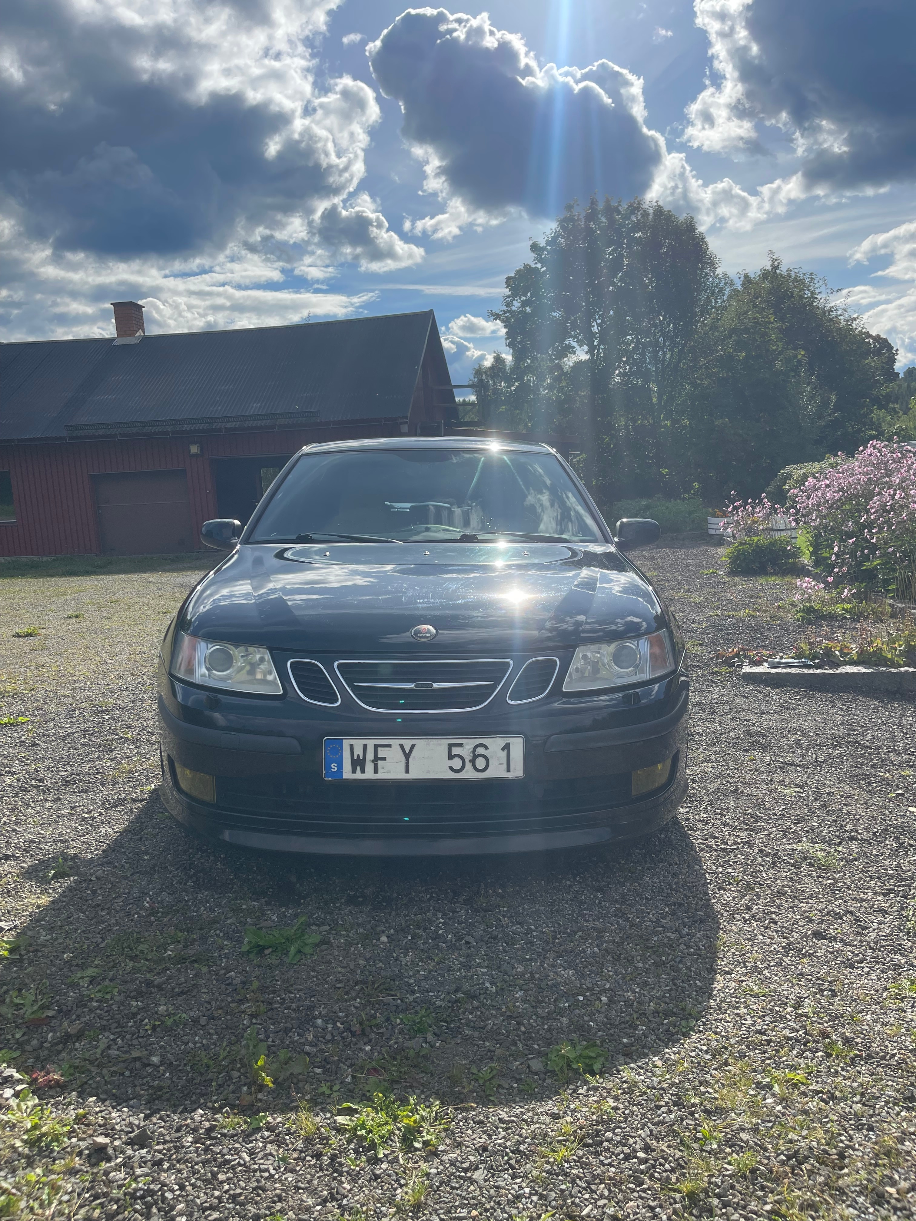 Saab 9-3 SportSedan 2.0 T Manuell 2005, bild 2/10