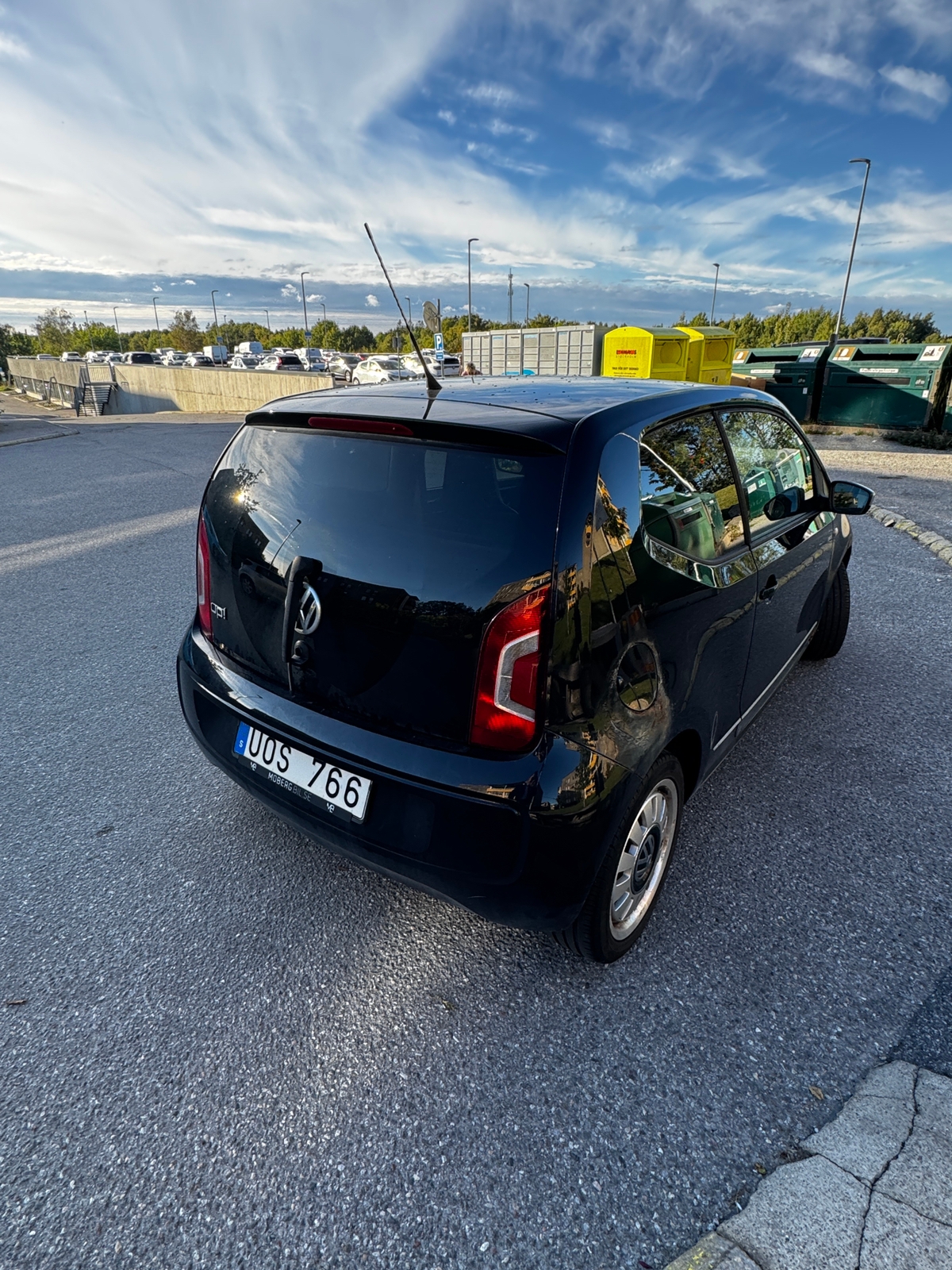 Volkswagen UP! 3-dörrar 1.0 MPI Manuell 2012, bild 5/7