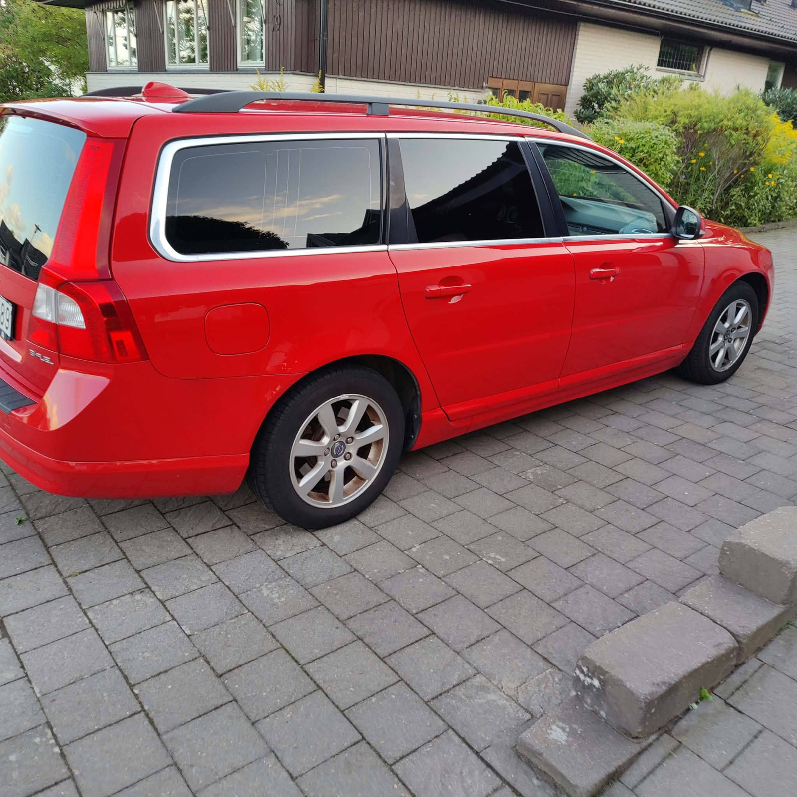 Volvo V70 2.5FT AFV Manuell 2012, bild 2/6