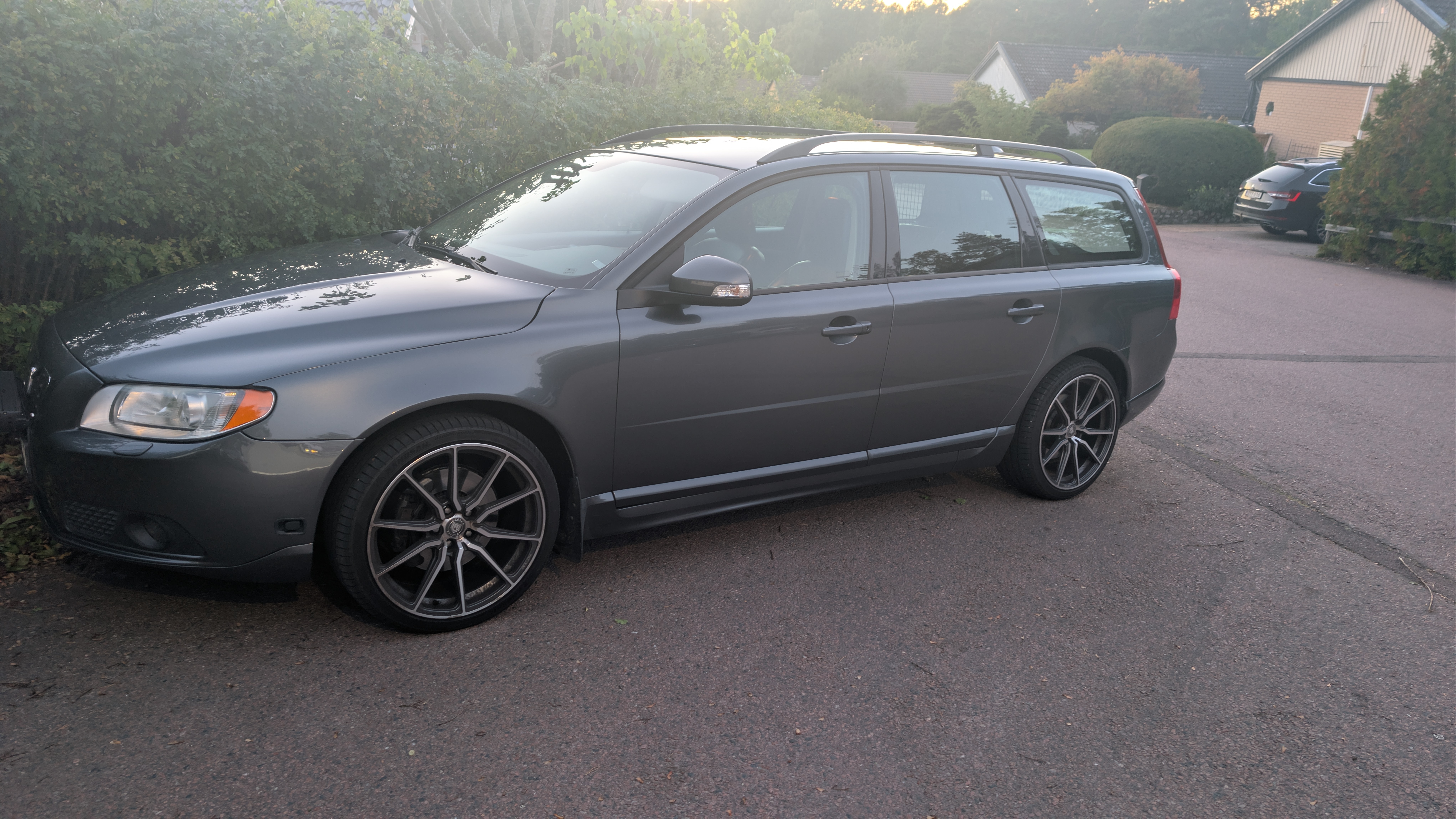 Volvo V70 2.5FT Geartronic 2009, bild 3/6