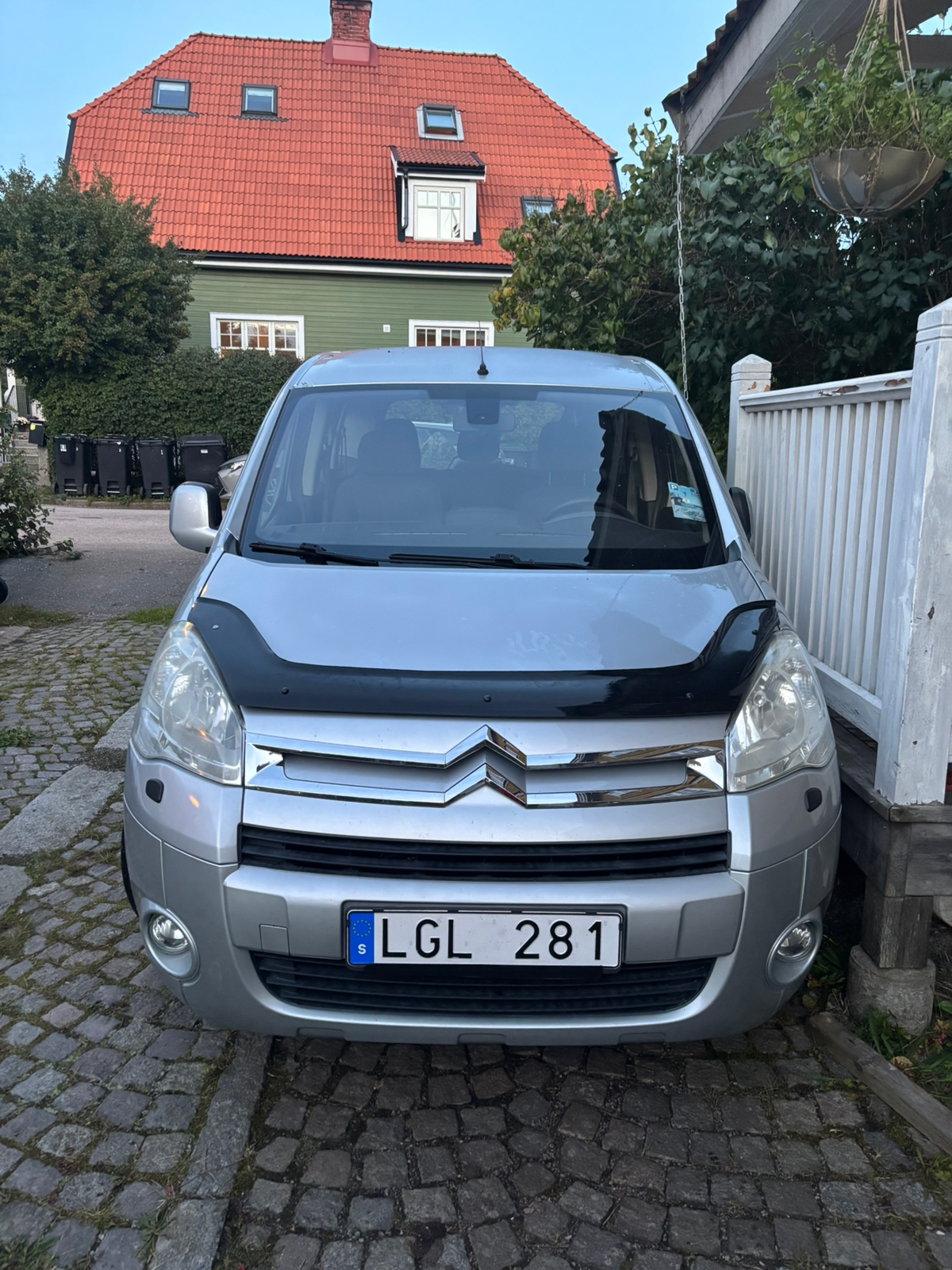 Citroen Berlingo 2011, bild 2/3
