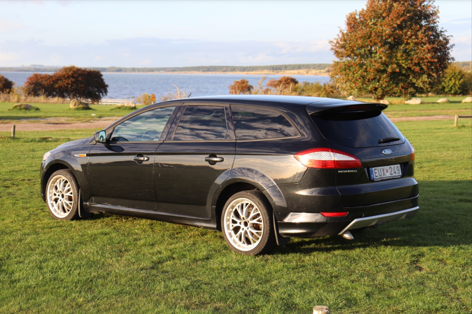 Ford Mondeo Kombi 2.0 TDCi Manuell 2008, bild 3/8
