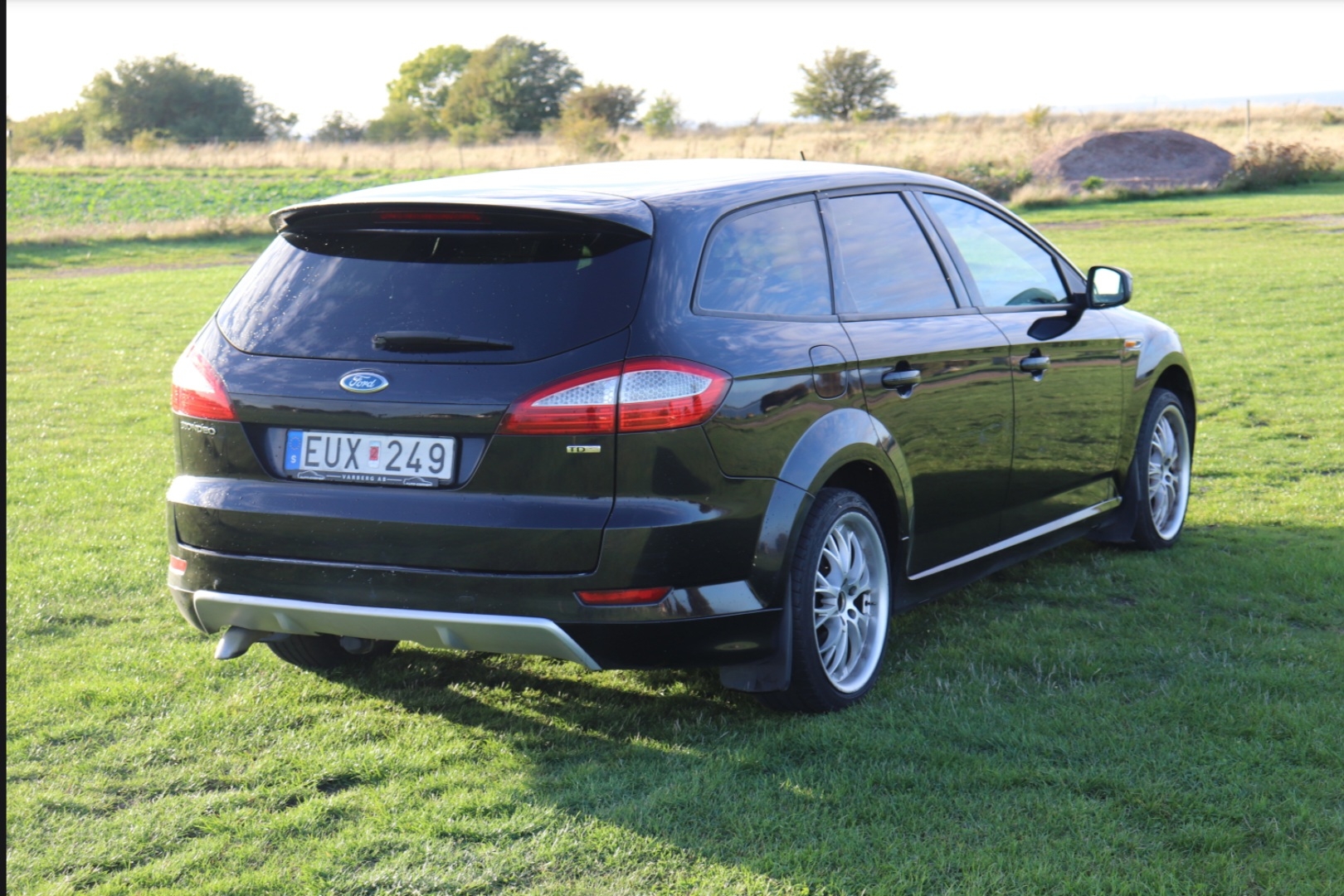 Ford Mondeo Kombi 2.0 TDCi Manuell 2008, bild 4/8