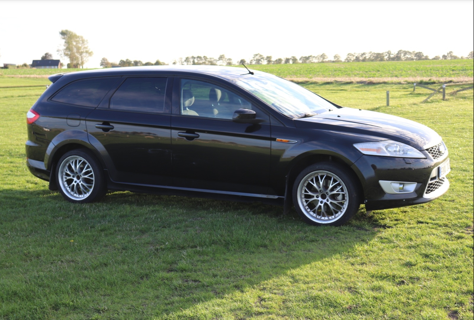 Ford Mondeo Kombi 2.0 TDCi Manuell 2008, bild 5/8