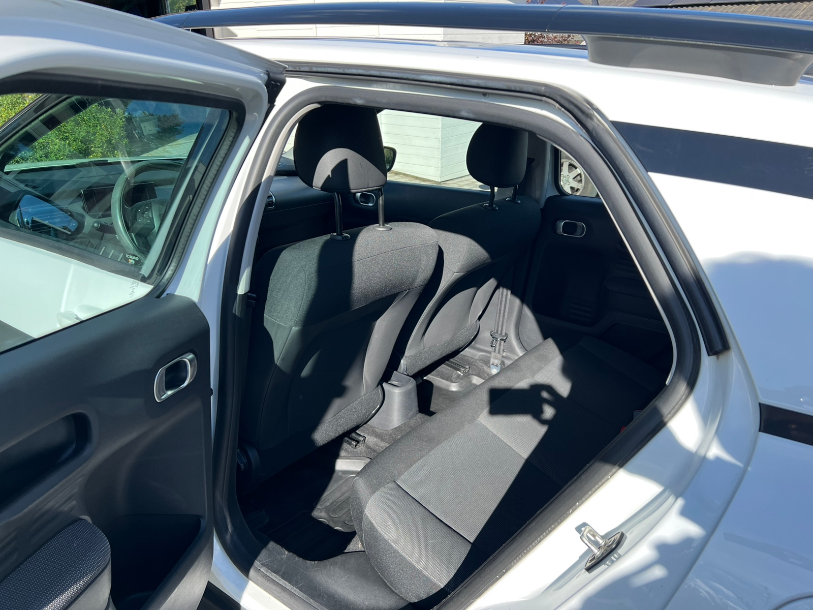 Citroen C4 Cactus 1.2 PureTech Manuell 2016, bild 4/6