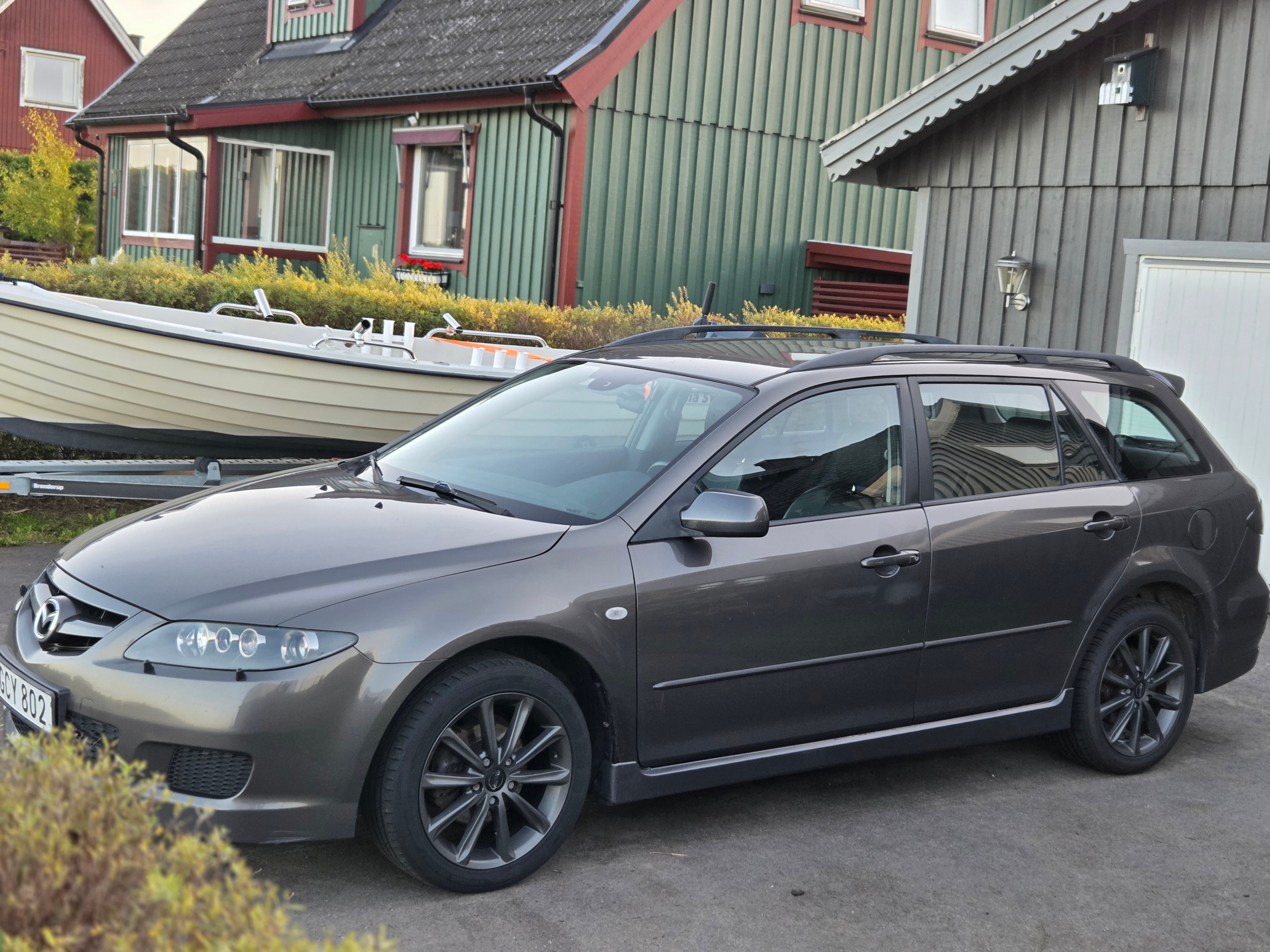 Mazda 6 Wagon 2.3 MZR Manuell 2007, bild 2/7