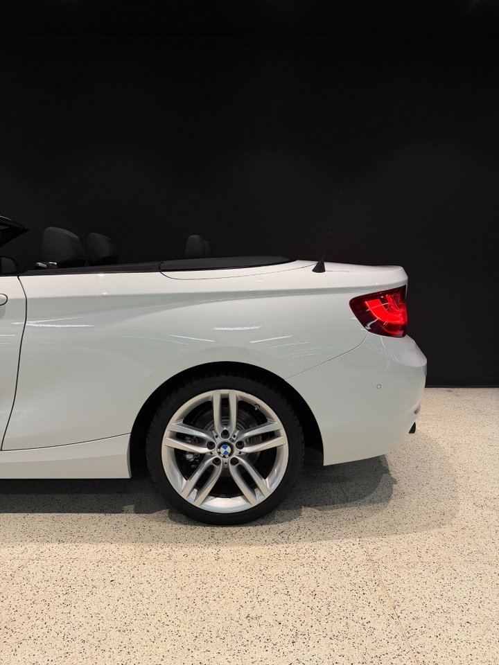 BMW 220 d i Cab Automat 2016, bild 4/10