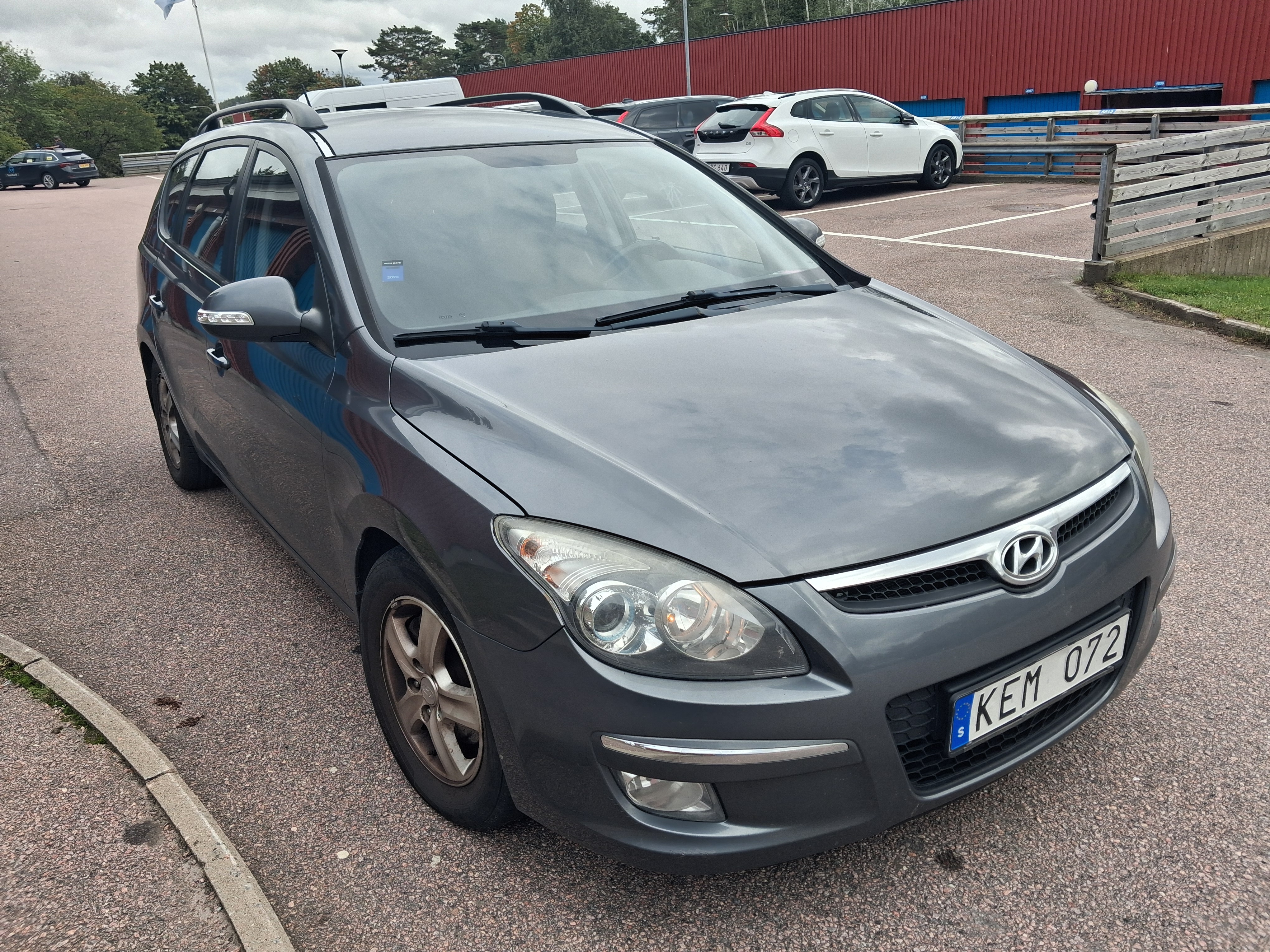 Hyundai i30 cw 1.6 CRDi Manuell 2010, bild 3/6