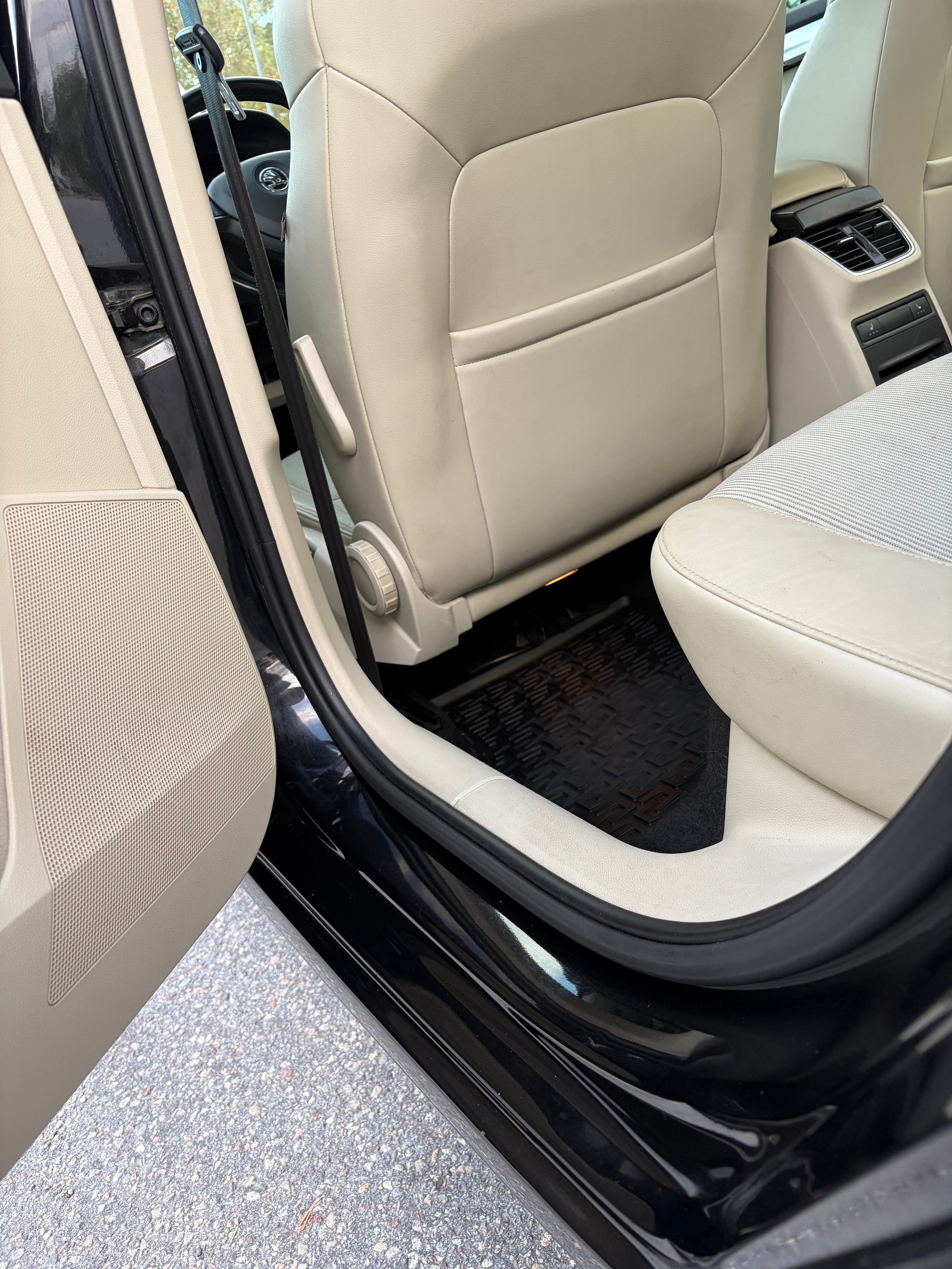 Skoda Octavia 2.0 TDI DSG Sekventiell 2013, bild 7/10