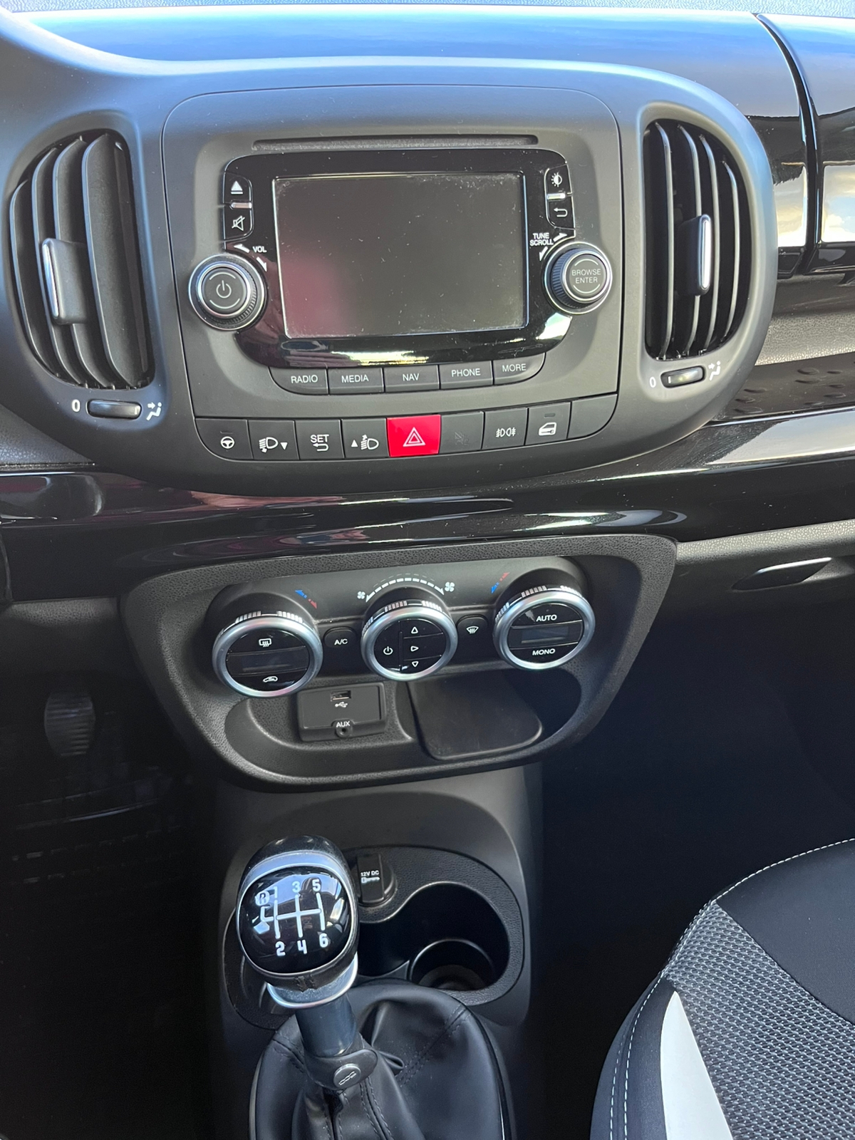 Fiat 500L 1.4 FIRE T-JET Manuell 2015, bild 8/8