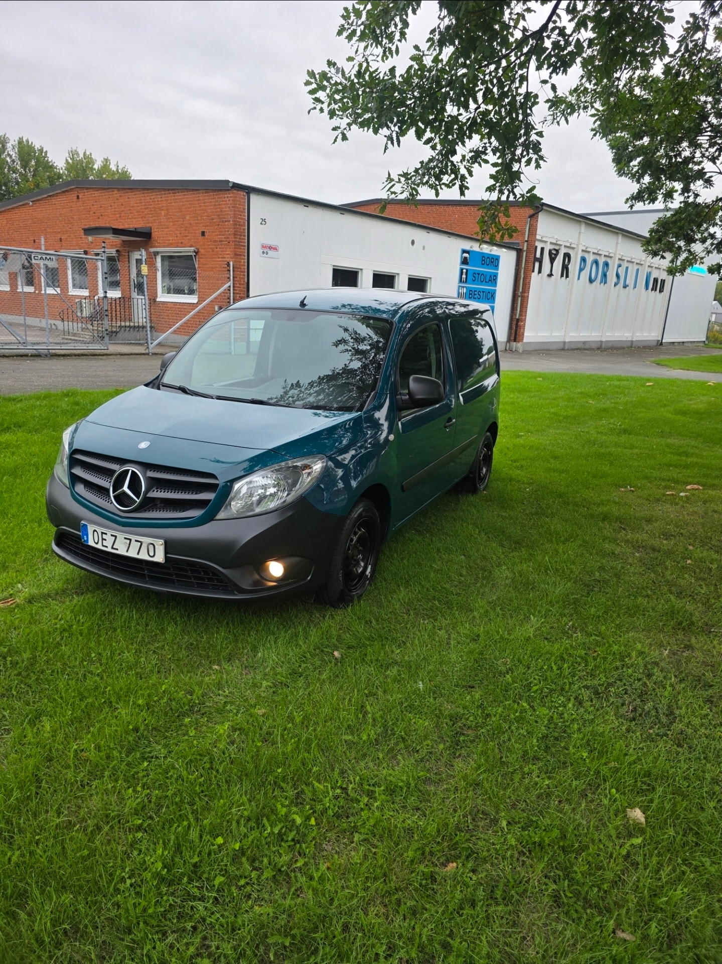Mercedes-Benz Citan 109 CDI Manuell 2017, photo 2/9