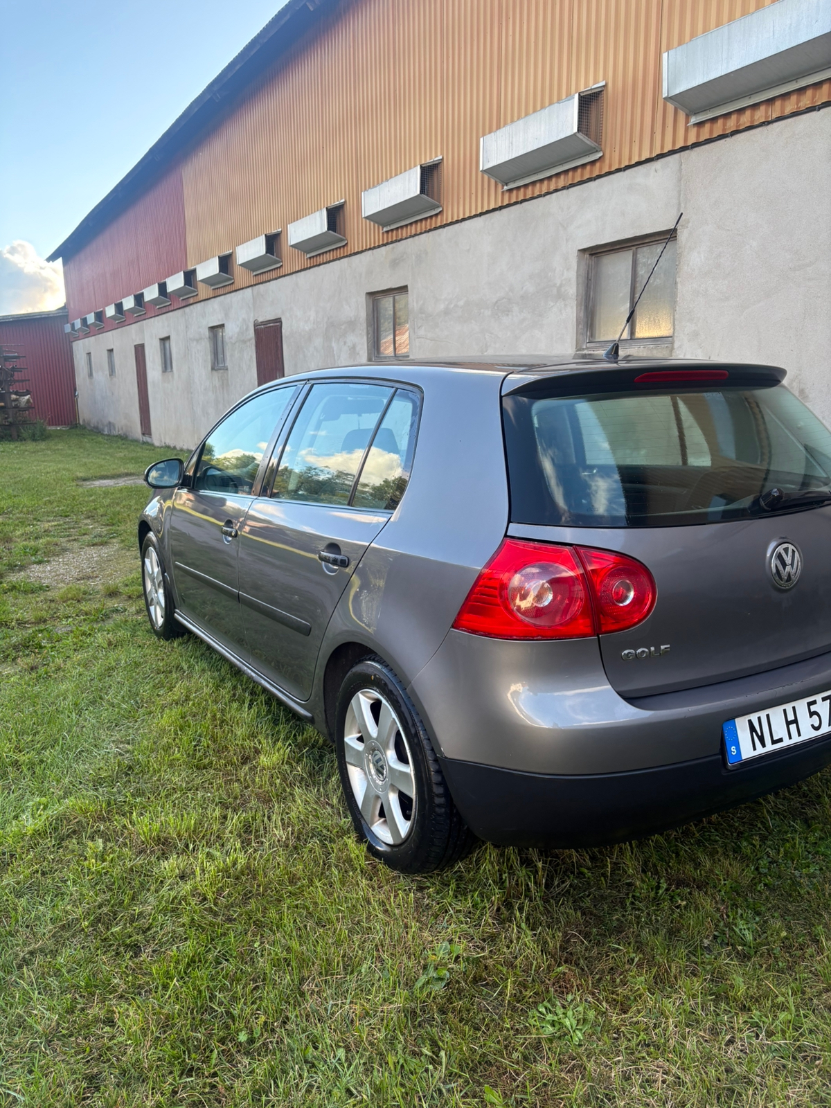 Volkswagen Golf V 5-dörrar 1.6 Manuell 2007, bild 4/9