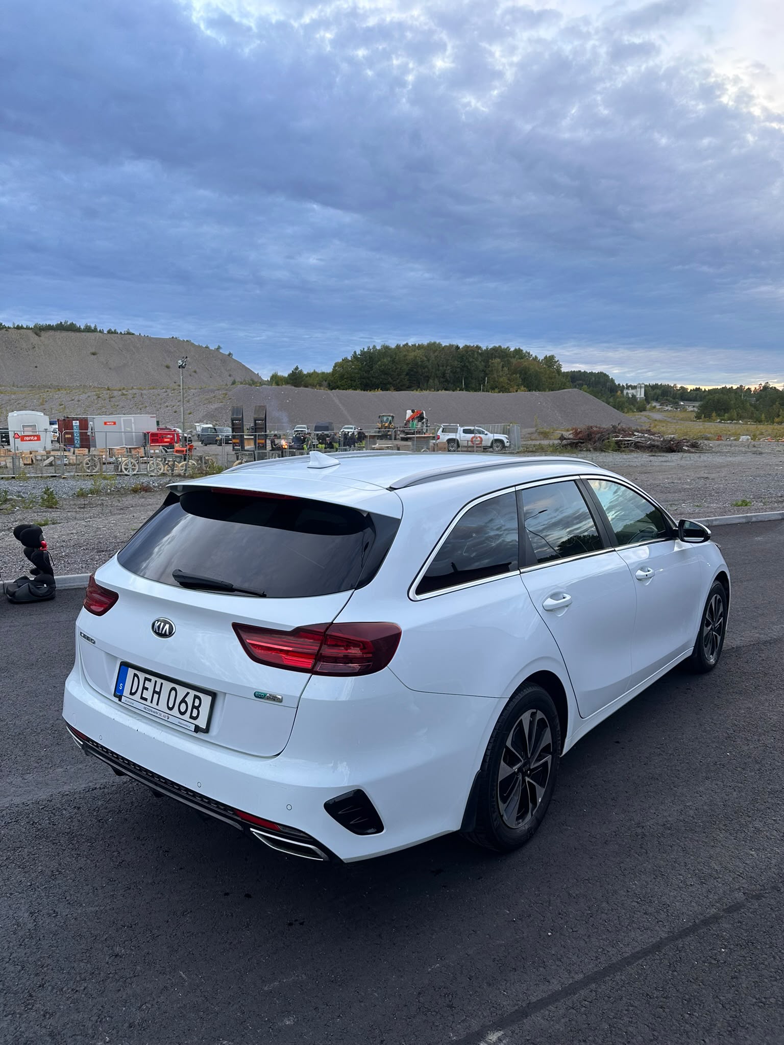 Kia Ceed Sportswagon Plug-in Hybrid DCT 2020, bild 2/5