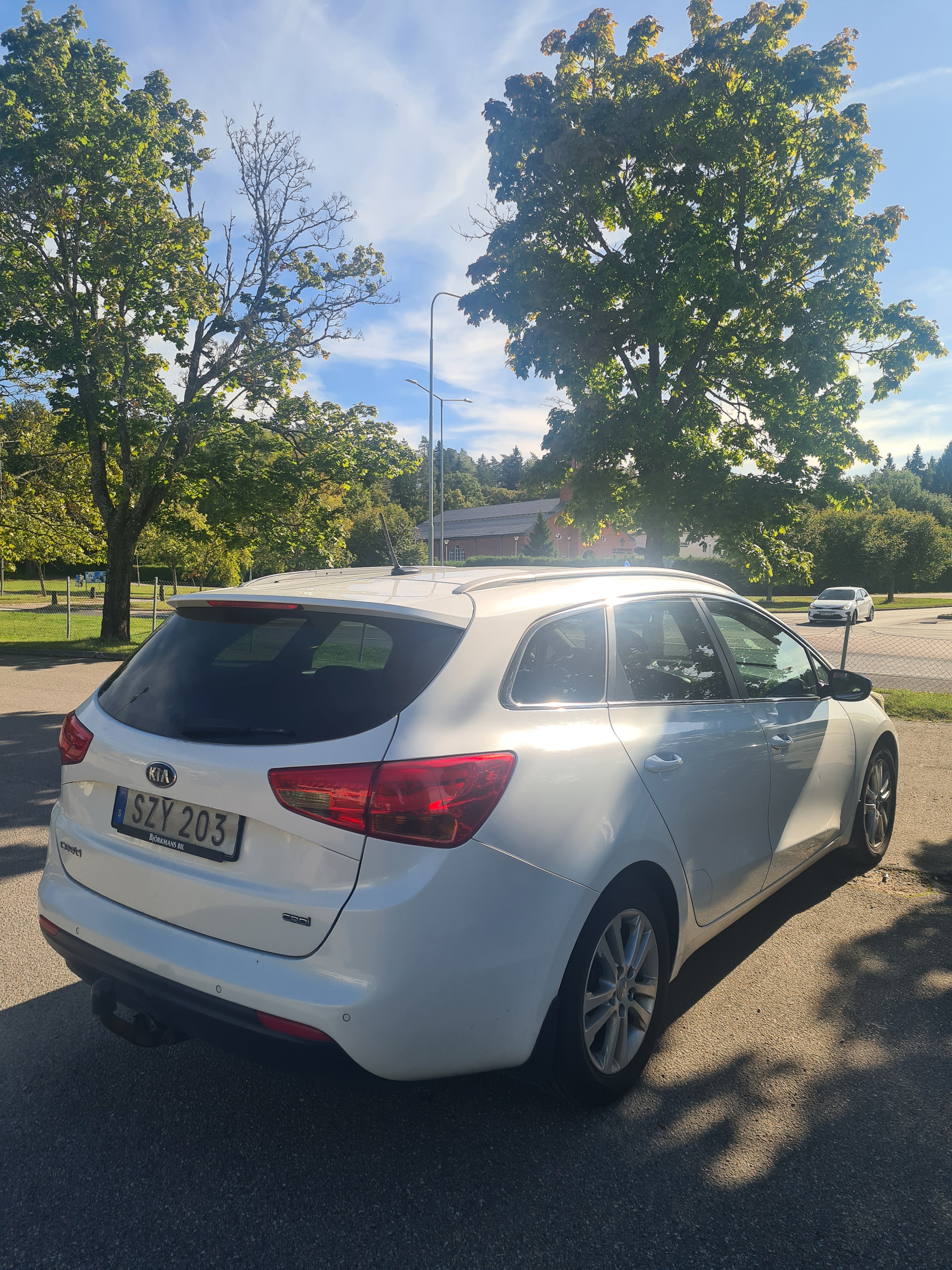 Kia Ceed _sw 1.6 CRDi Manuell 2015, kuva 3/10