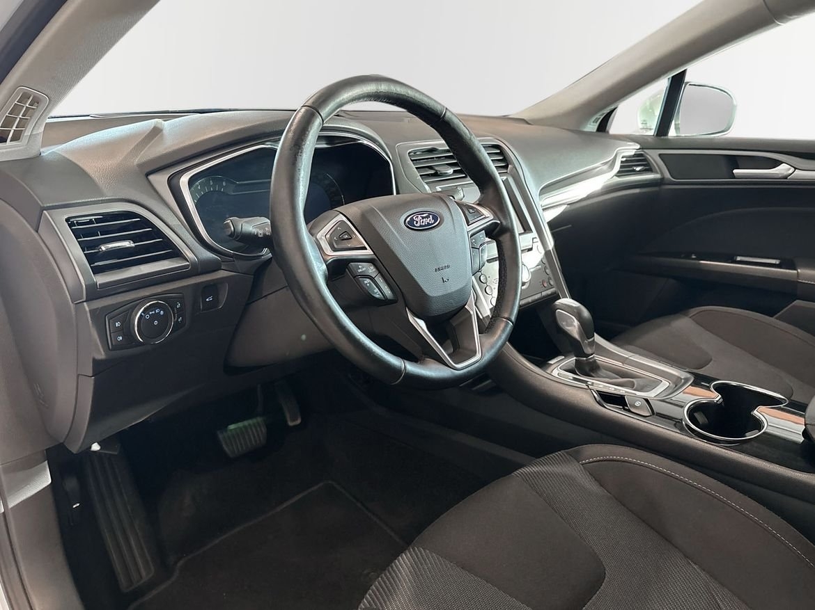 Ford Mondeo 2016, photo 7/10