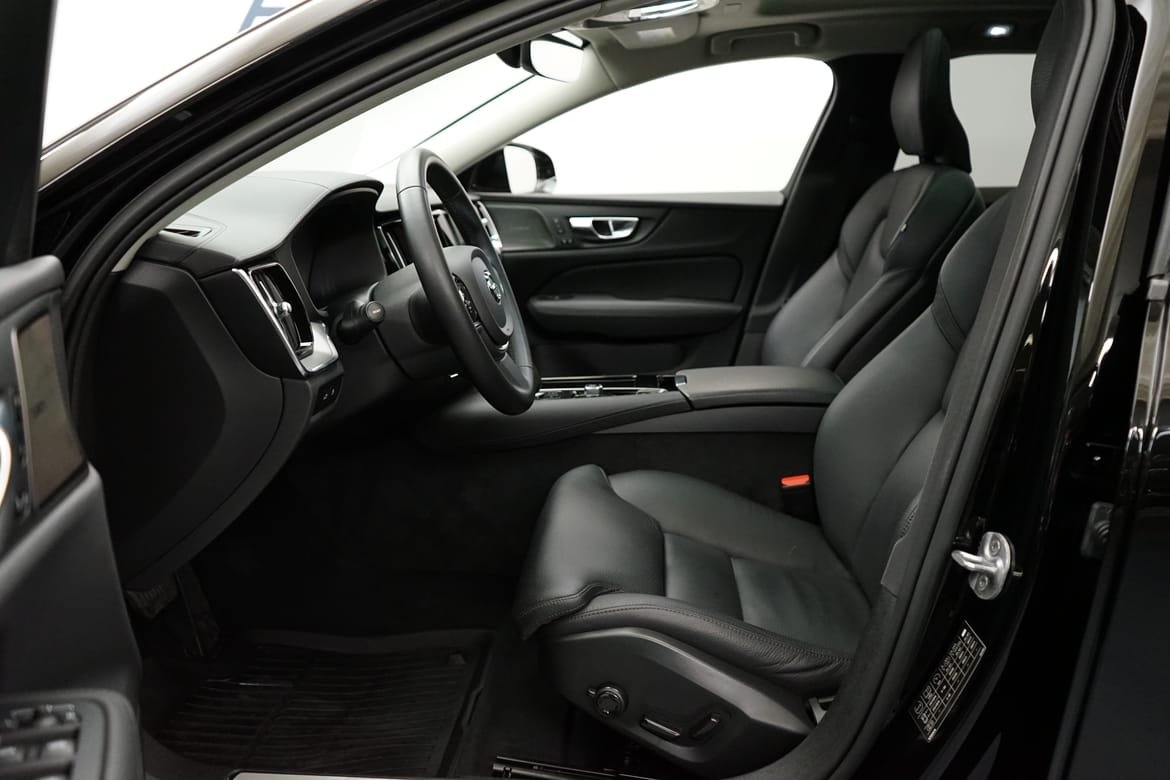 Volvo V60 2023, kuva 5/10
