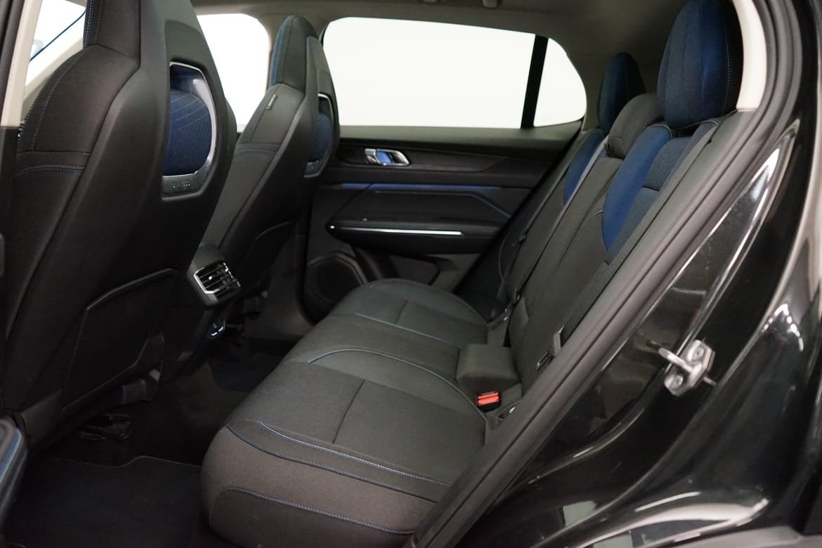 Lynk & Co 01 More, PHEV 2021, kuva 7/10